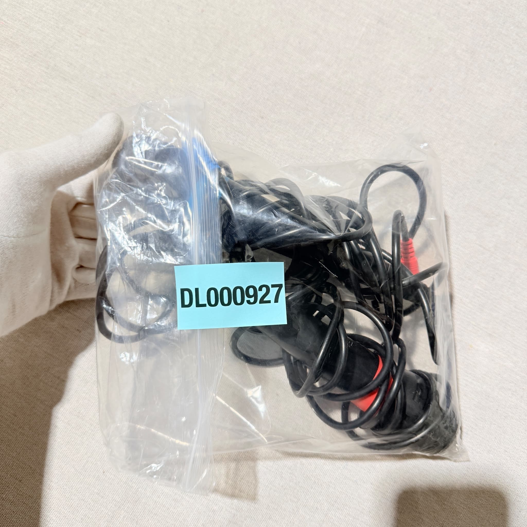 Sony SingStar Wired Microphones Bundle Red & Blue For PS2 PS3 — photo 13 of 13