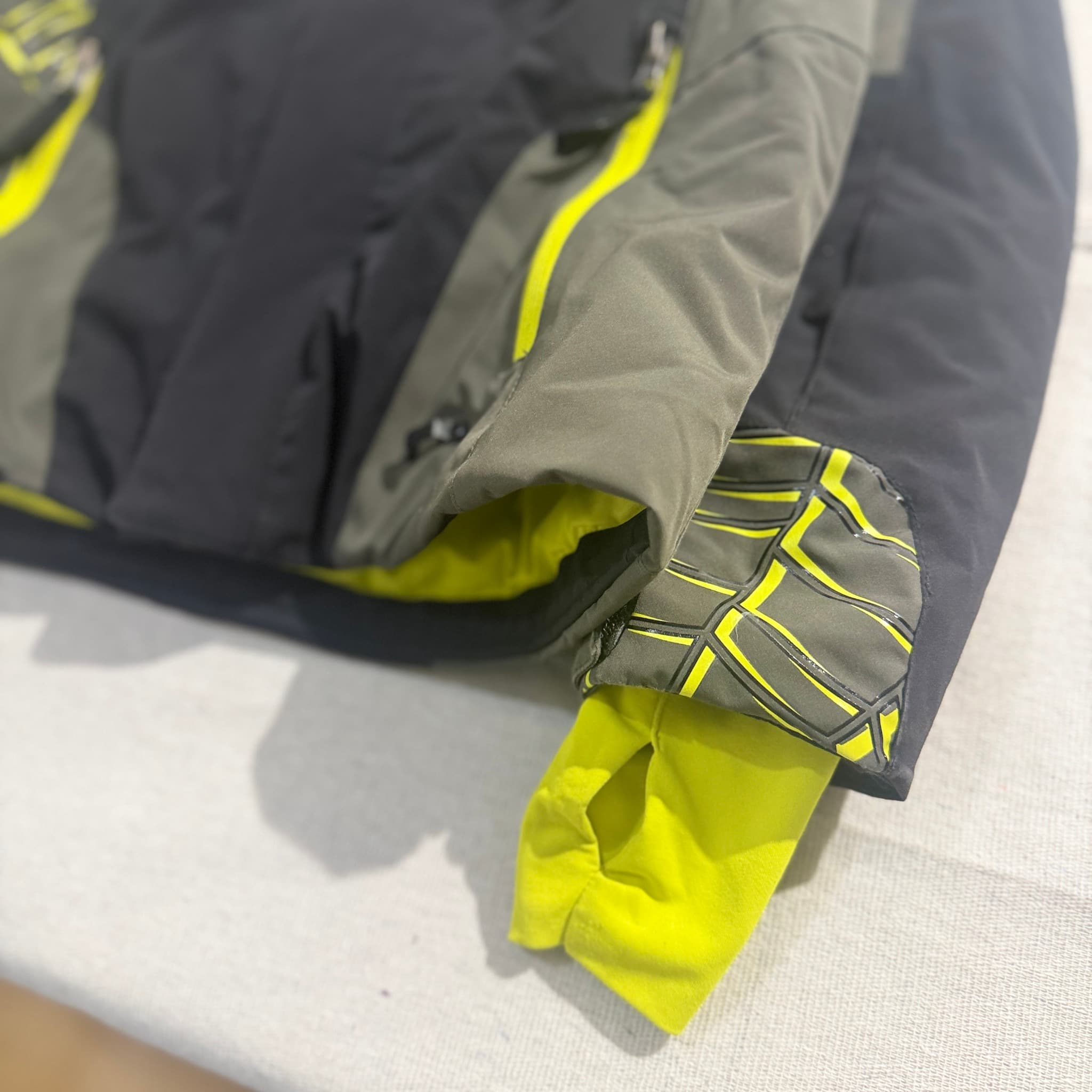 Spyder Kids Ski Jacket Black Grey Web Graphic 14 — photo 3 of 10