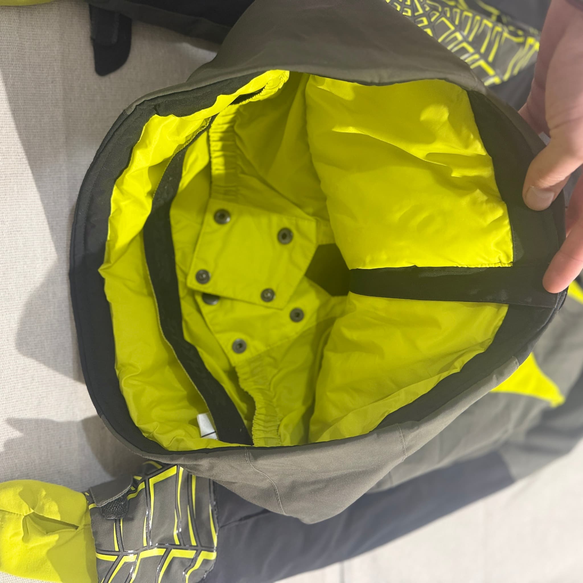Spyder Kids Ski Jacket Black Grey Web Graphic 14 — photo 5 of 10