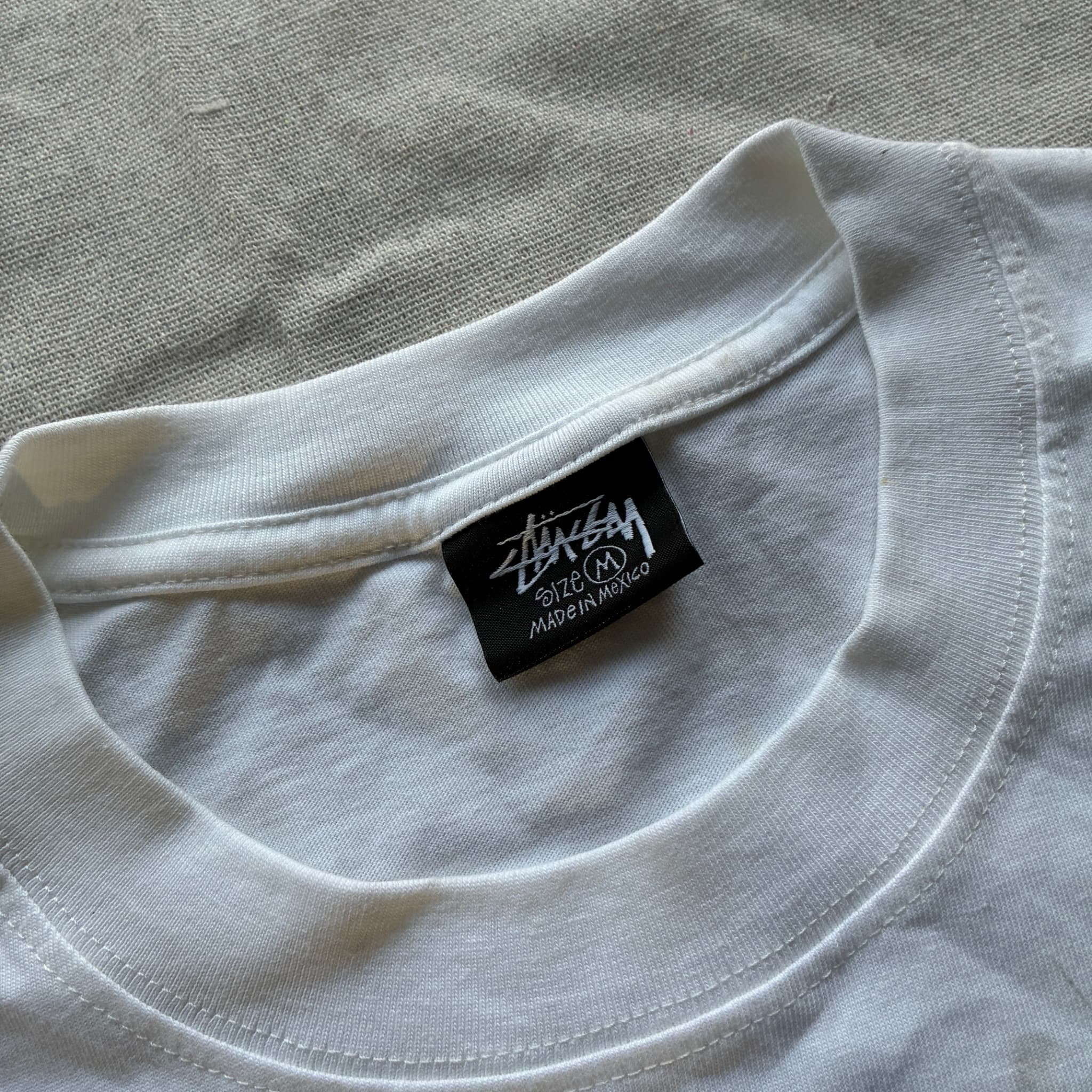 Stüssy 8 Ball T-Shirt White Graphic Logo Tee Size M — photo 3 of 7
