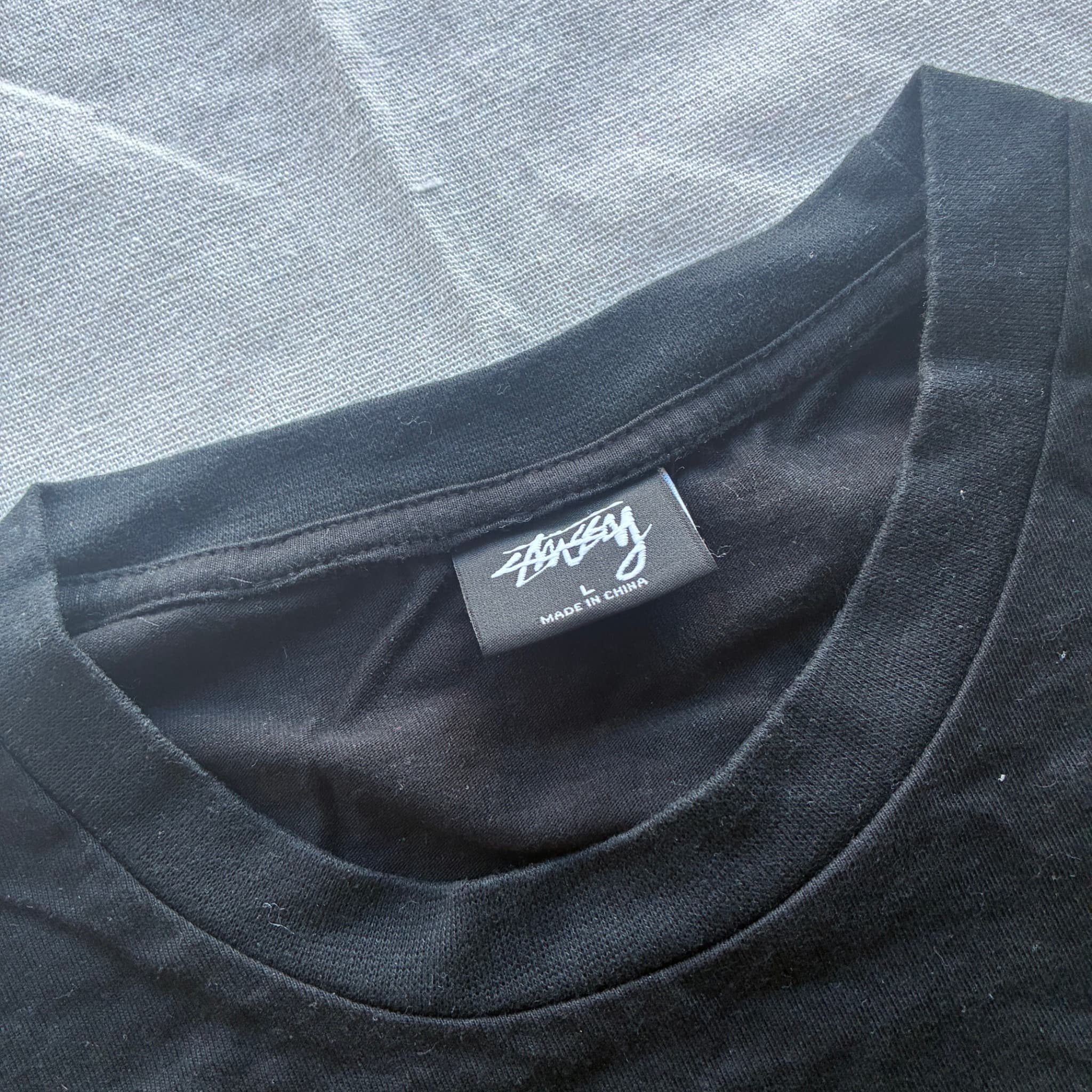 Stüssy Basic Logo T-Shirt Black Size L — photo 3 of 7