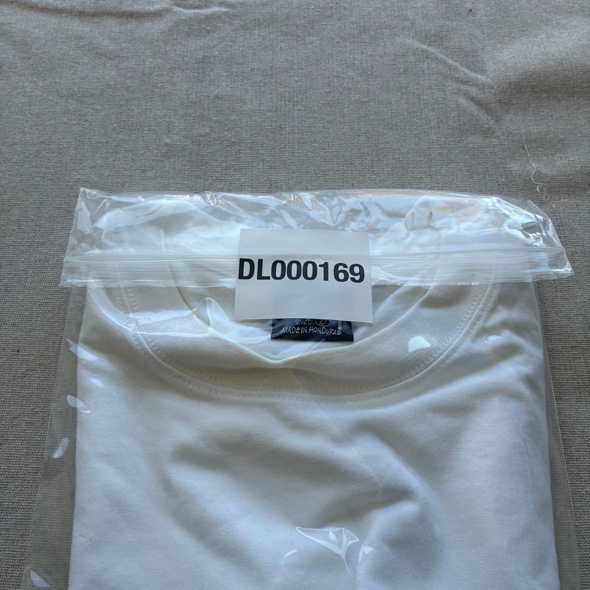 Stüssy Basic Logo T-Shirt White Size S — photo 7 of 7