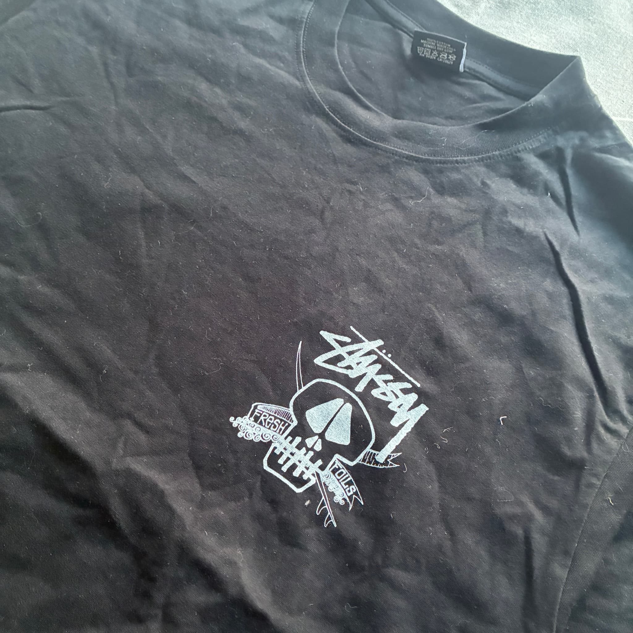 Stüssy Fresh Foils Skull Graphic T-Shirt — photo 4 of 7