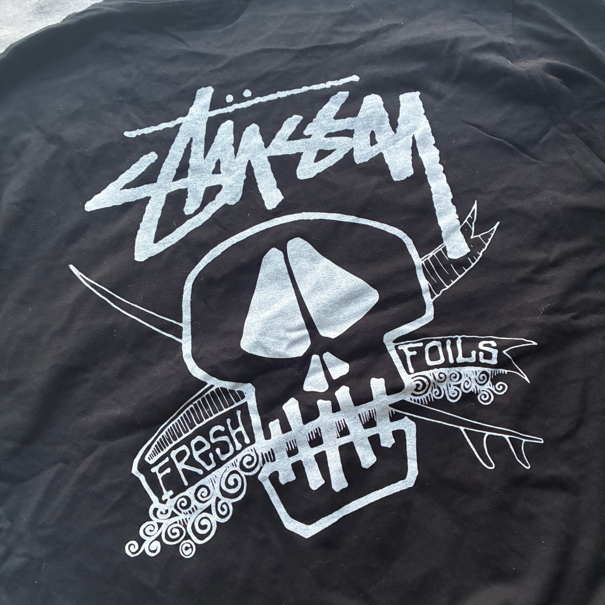 Stüssy Fresh Foils Skull Graphic T-Shirt — photo 5 of 7