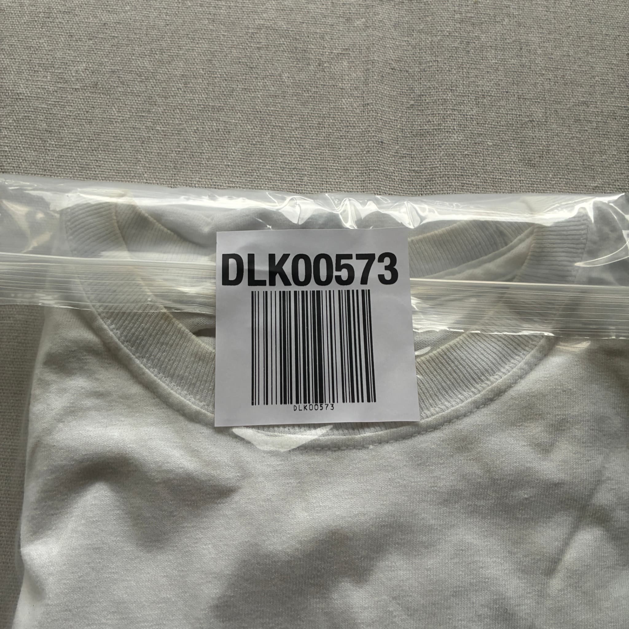 Stüssy Hong Kong Chapter T-Shirt White Graphic Tee Size L — photo 7 of 7
