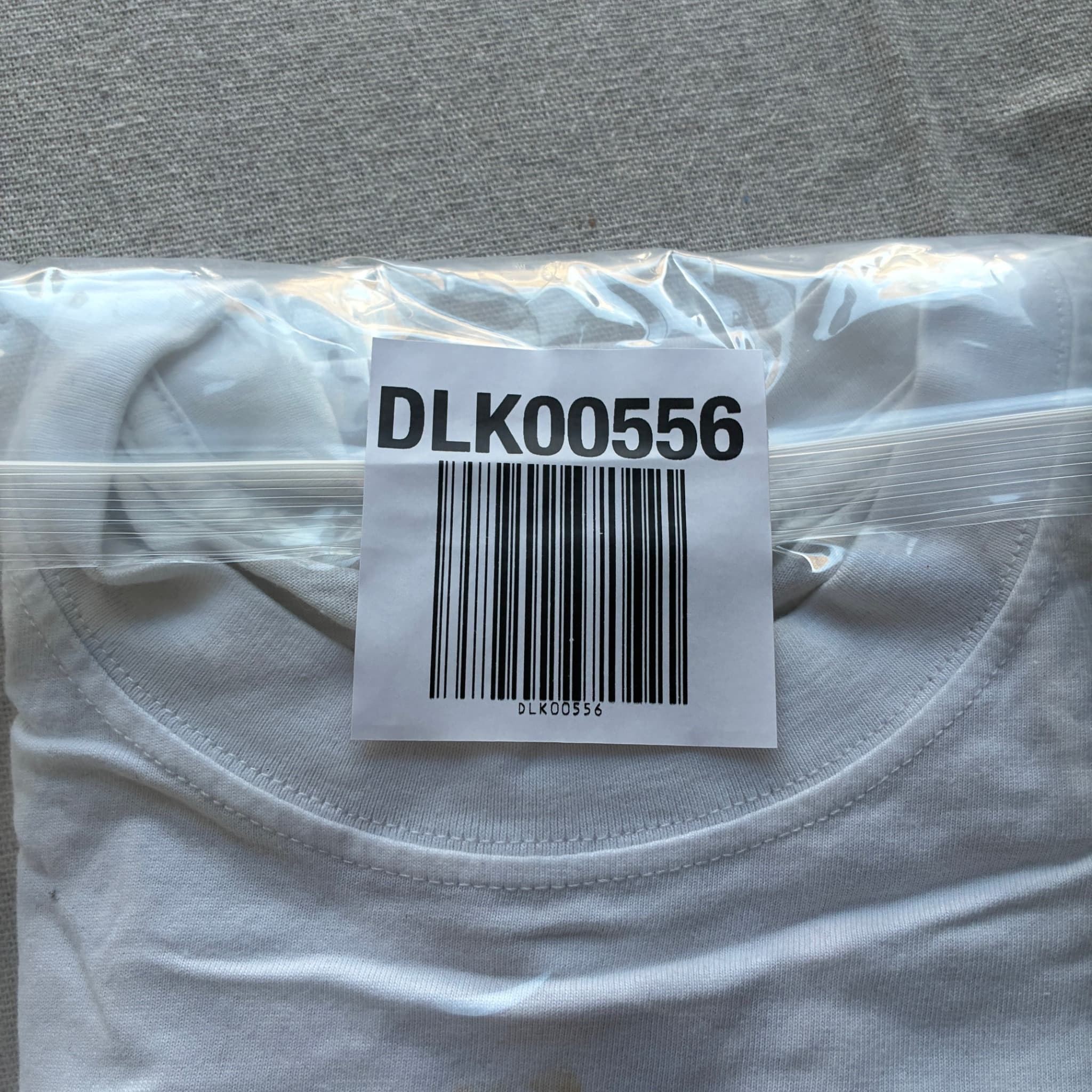 Stüssy International Design Anvil Logo T-Shirt White Size L — photo 7 of 7