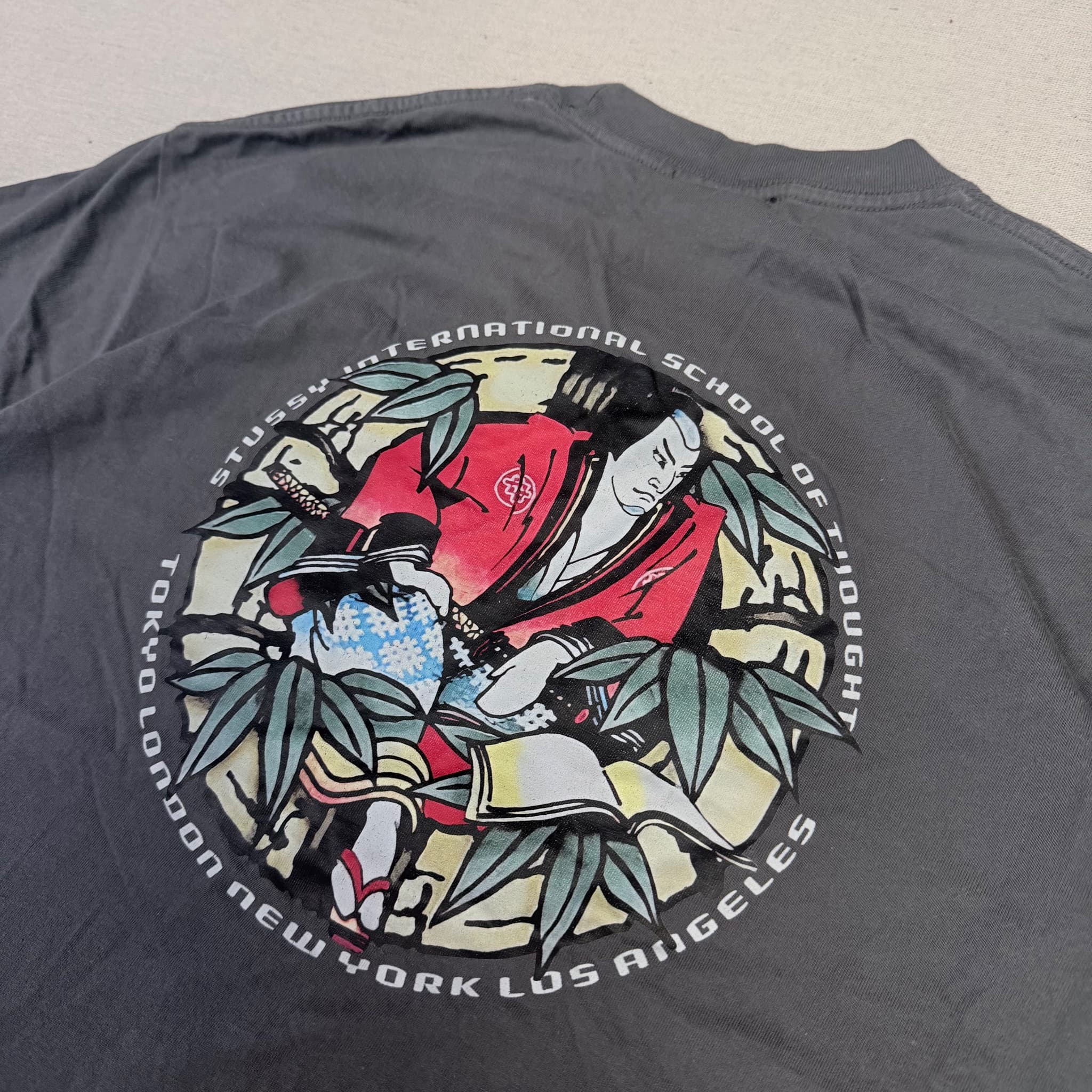 Stüssy Wreath Logo Graphic T-Shirt Grey Size M — photo 3 of 8