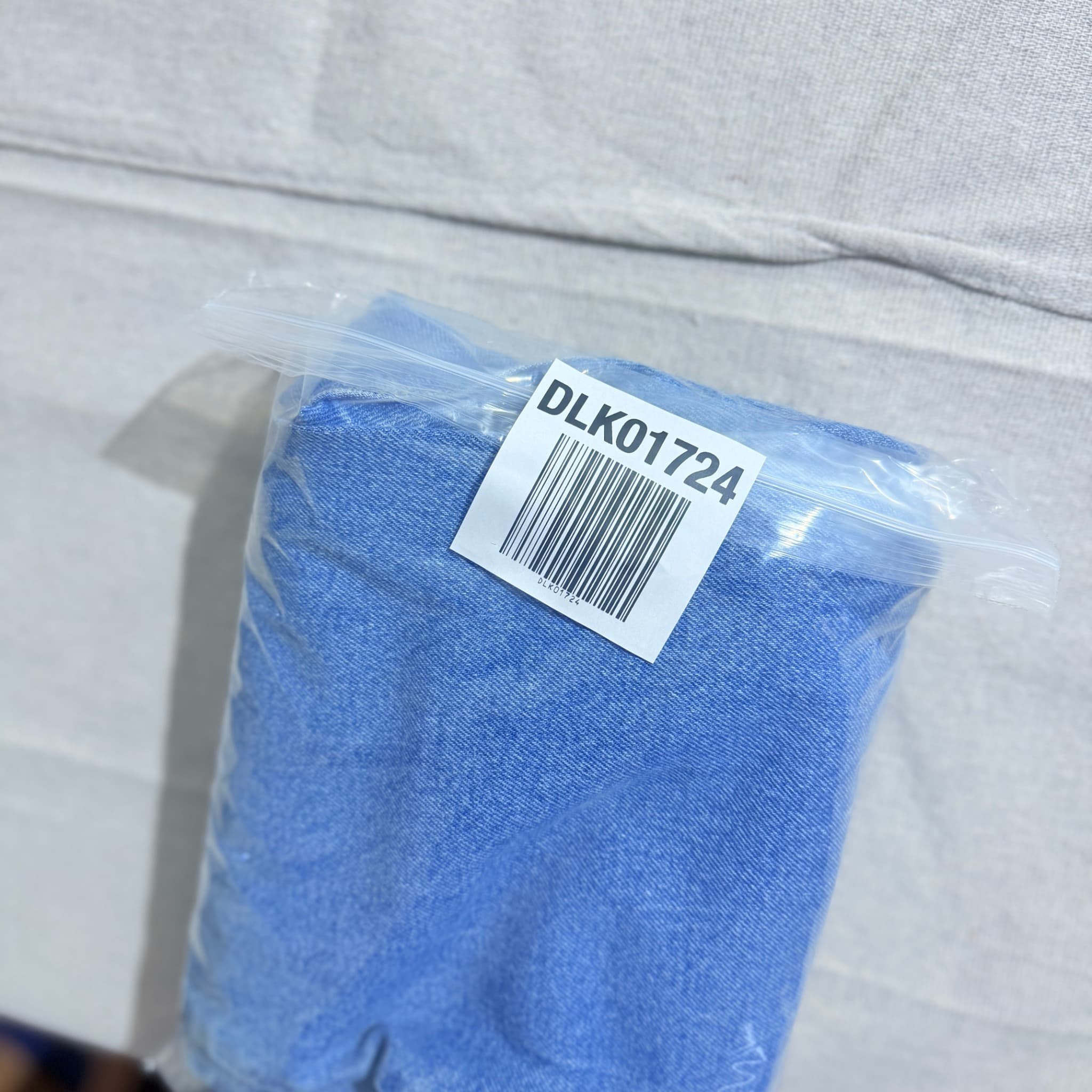 Supreme High-Mom Jeans Blue — photo 8 of 8