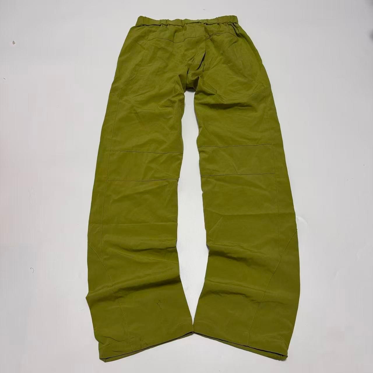 The North Face Apex Softshell Hiking Pants — photo 2 of 9