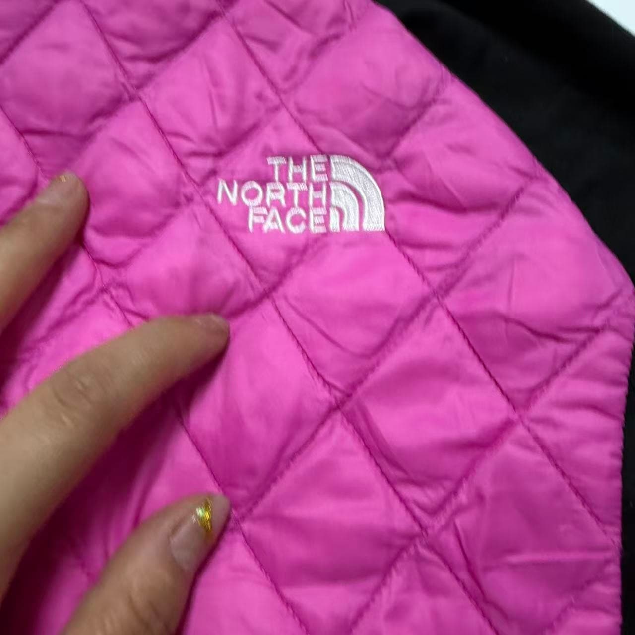 The North Face ThermoBall Hybrid Jacket Pink Black — photo 6 of 7