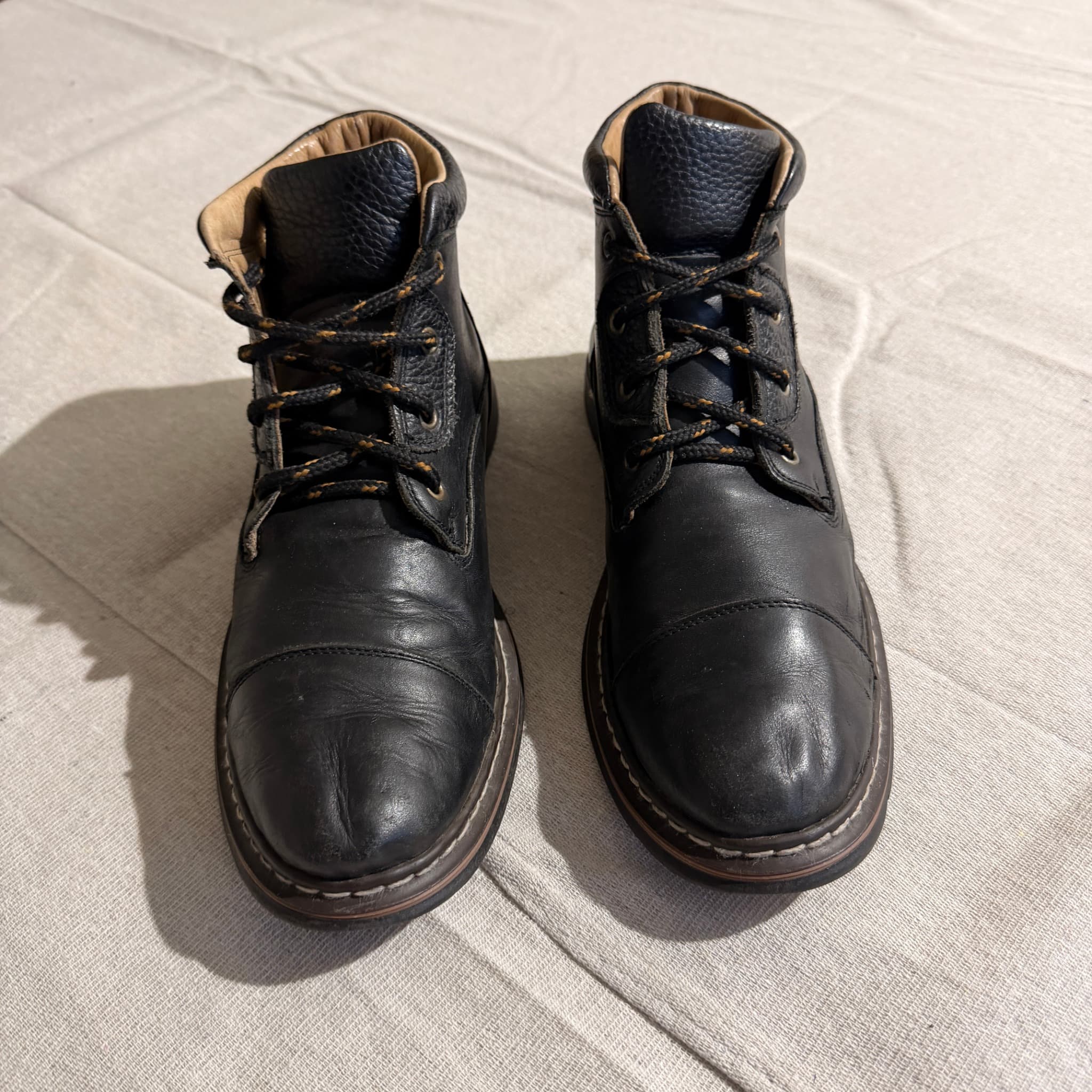 VINCCI Black Leather Cap-Toe Ankle Boots — photo 2 of 11