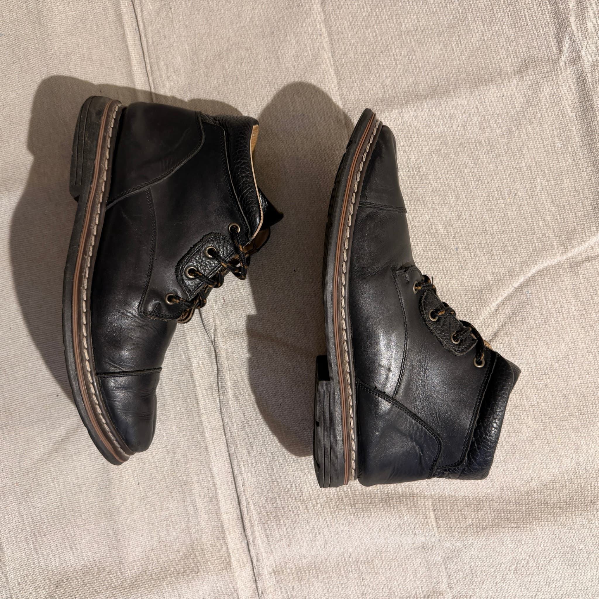 VINCCI Black Leather Cap-Toe Ankle Boots — photo 3 of 11