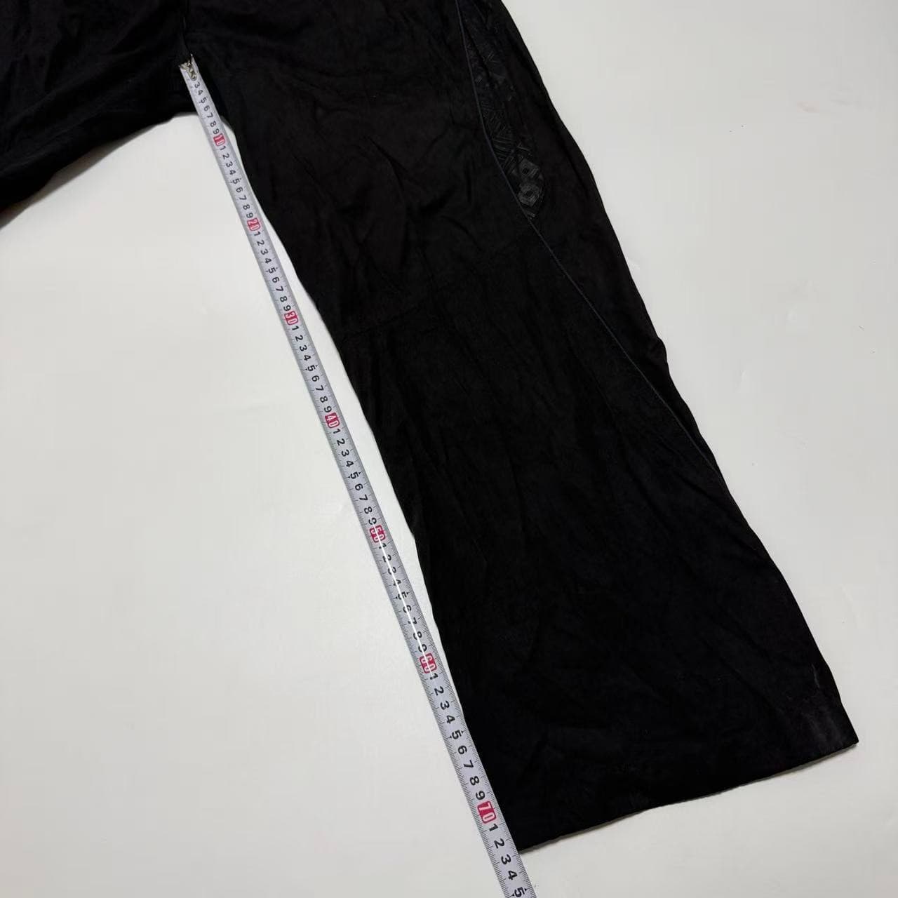 Vintage 2000s Nike Black Nylon Track Pants — photo 3 of 10