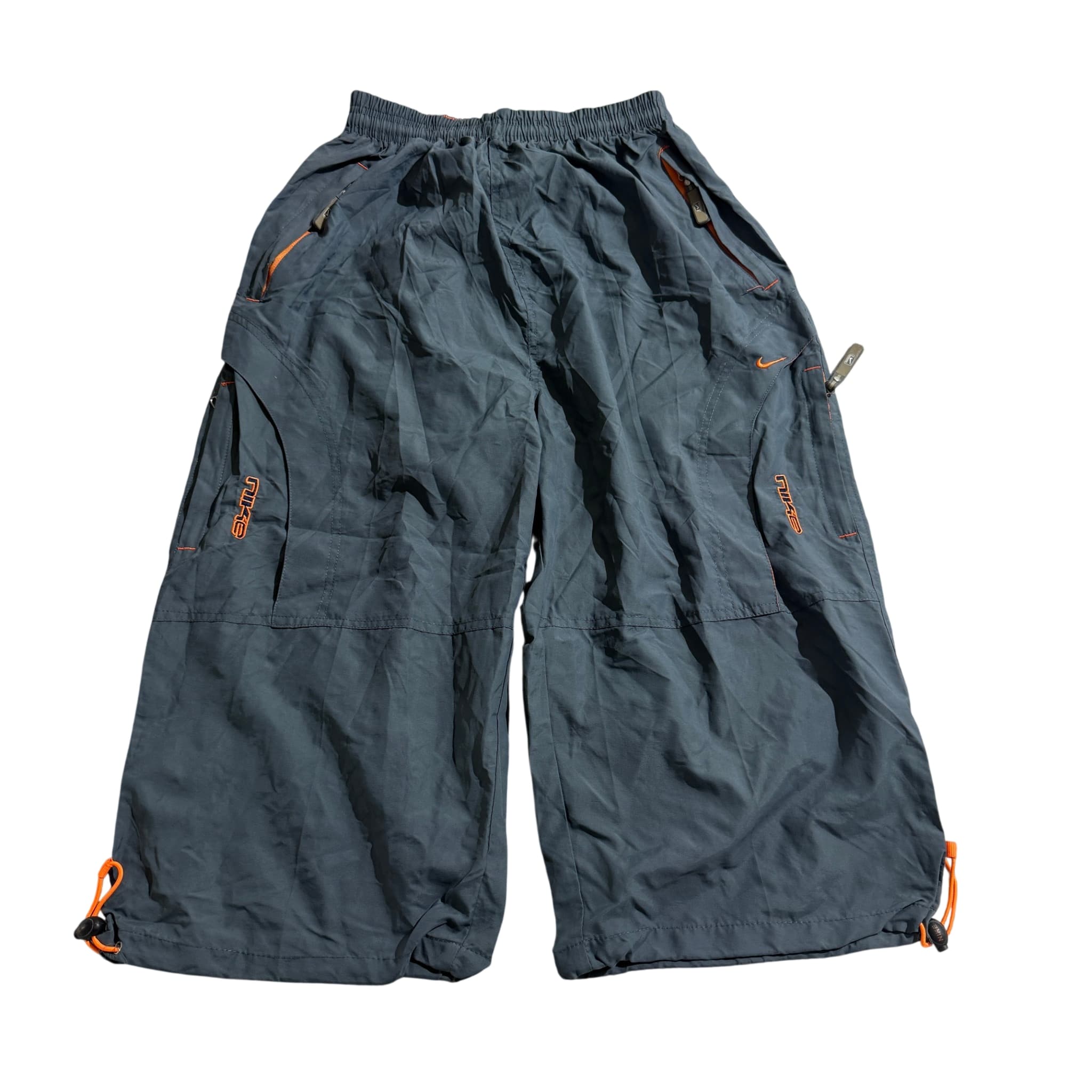 Vintage ACG Cargo Capri Shorts Dark Grey — photo 1 of 6