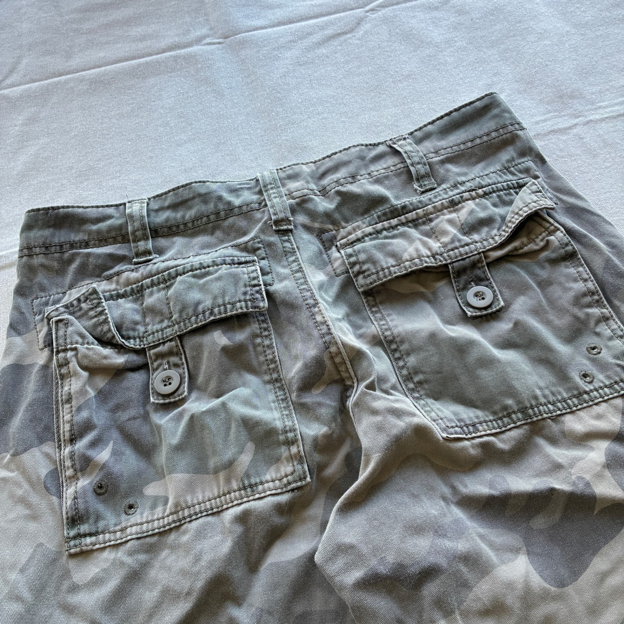 Vintage Camouflage Cargo Pants — photo 5 of 7