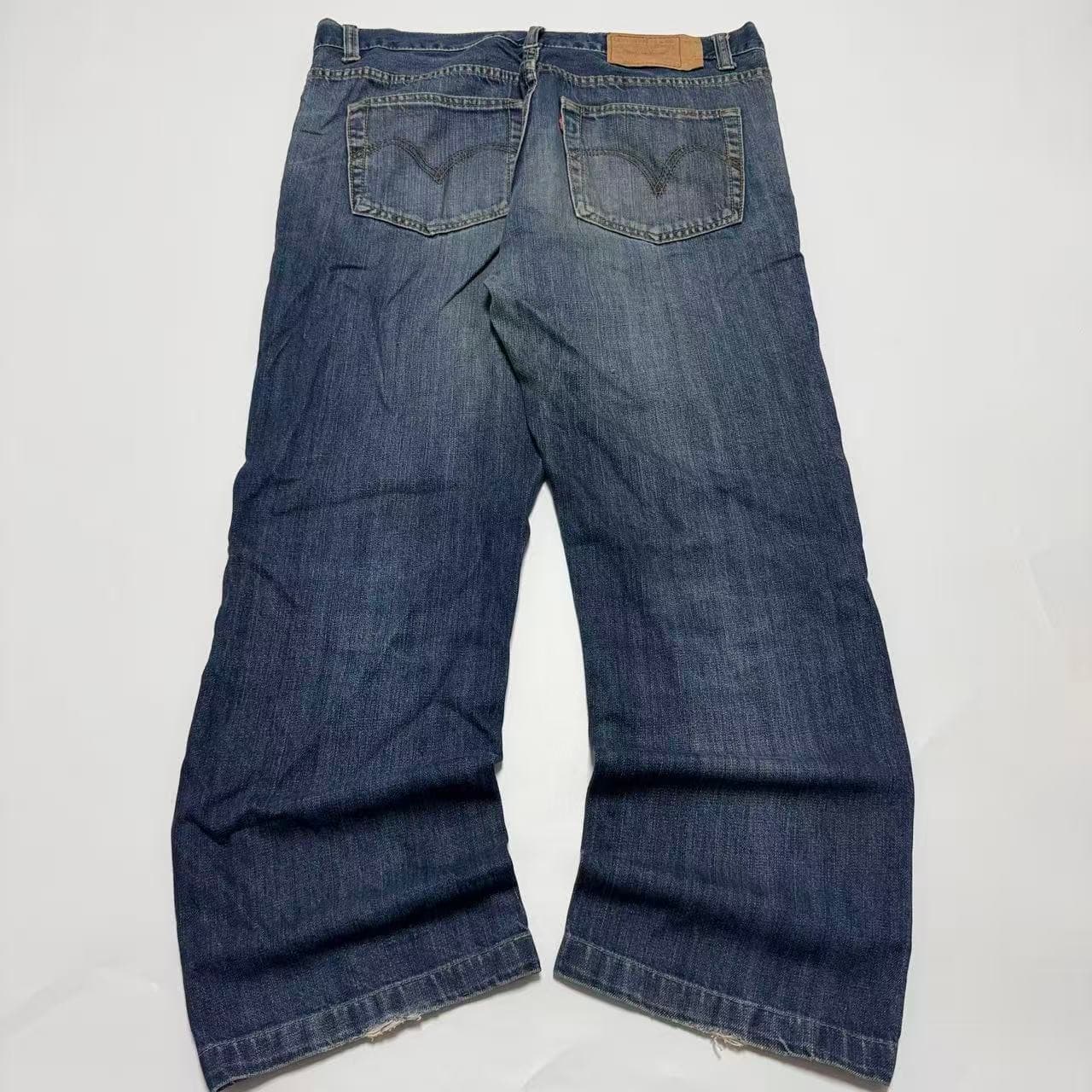 Vintage Distressed Denim Jeans — photo 3 of 9