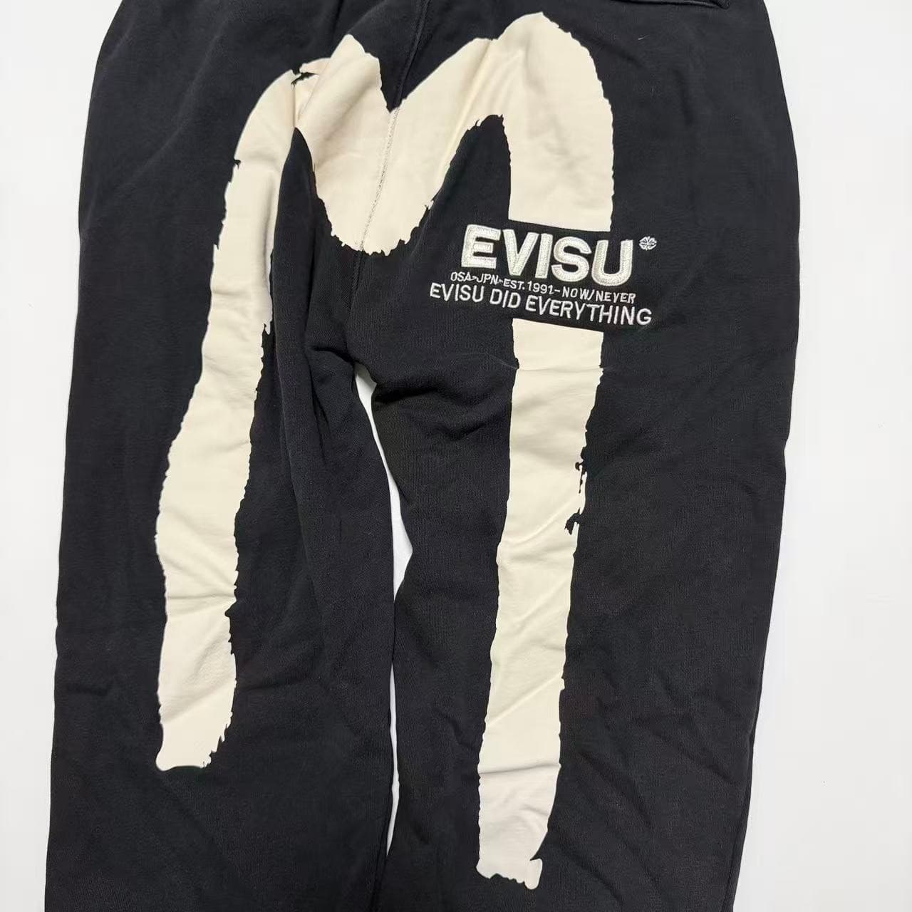 Vintage Evisu Black Sweatpants Logo Patch — photo 2 of 12