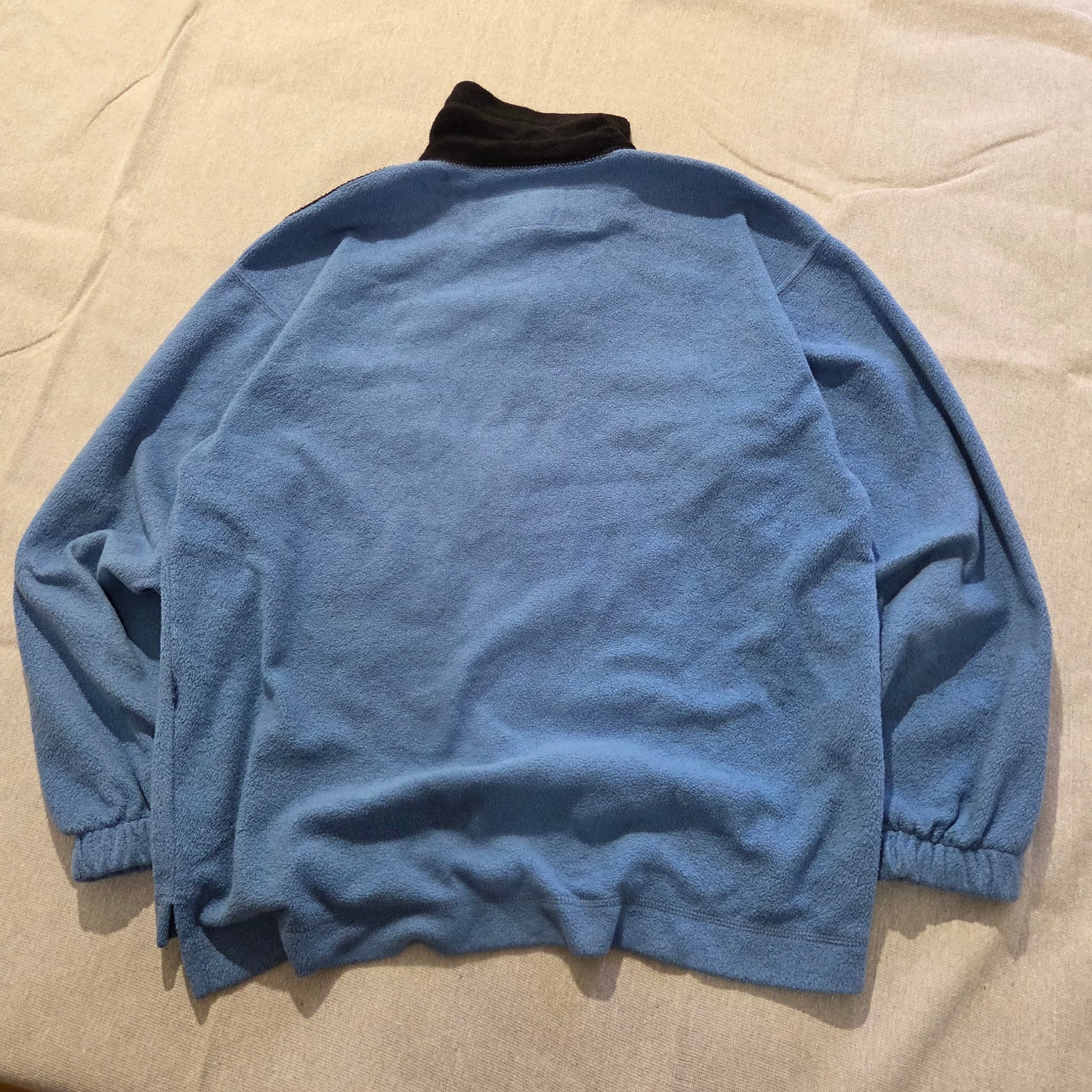 Vintage Helly Hansen 1/4 Zip Fleece Pullover Black Blue — photo 5 of 6