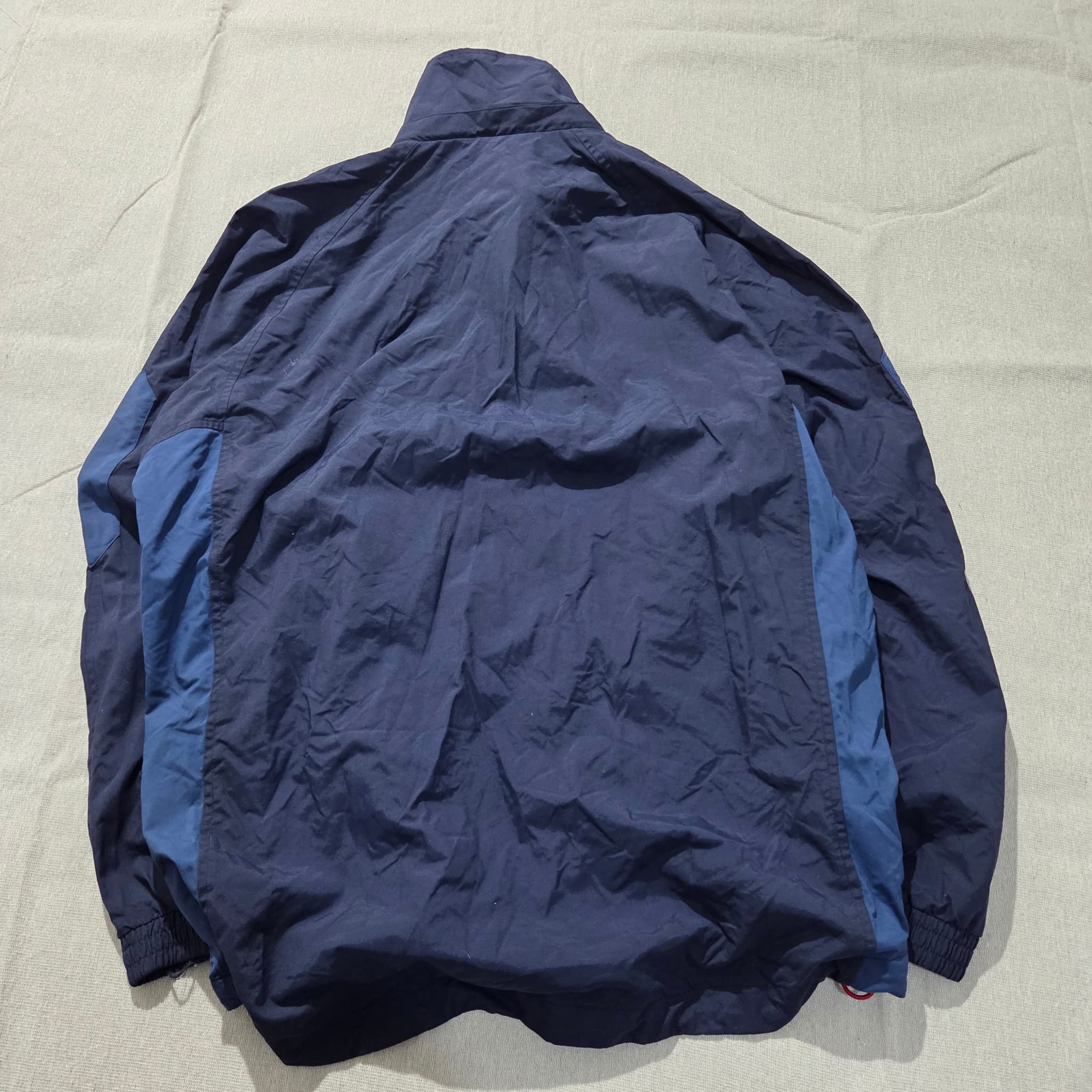 Vintage Kappa Navy Blue Lightweight Windbreaker Jacket — photo 6 of 8