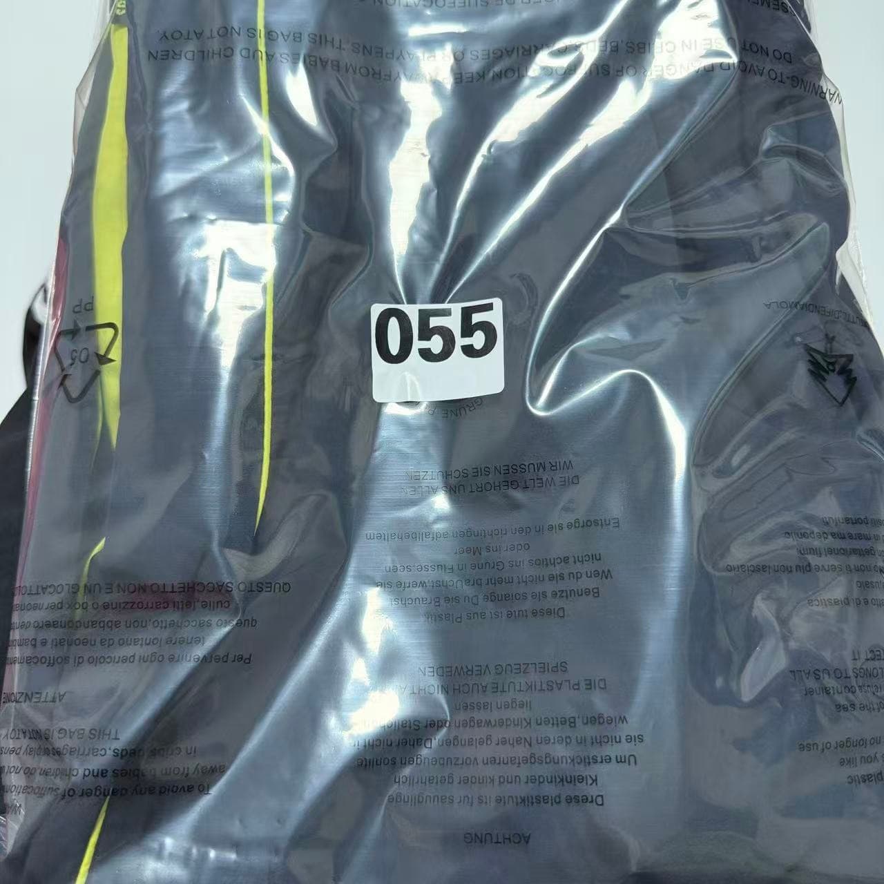Vintage Kappa Track Pants Black Neon Yellow XXL — photo 11 of 11