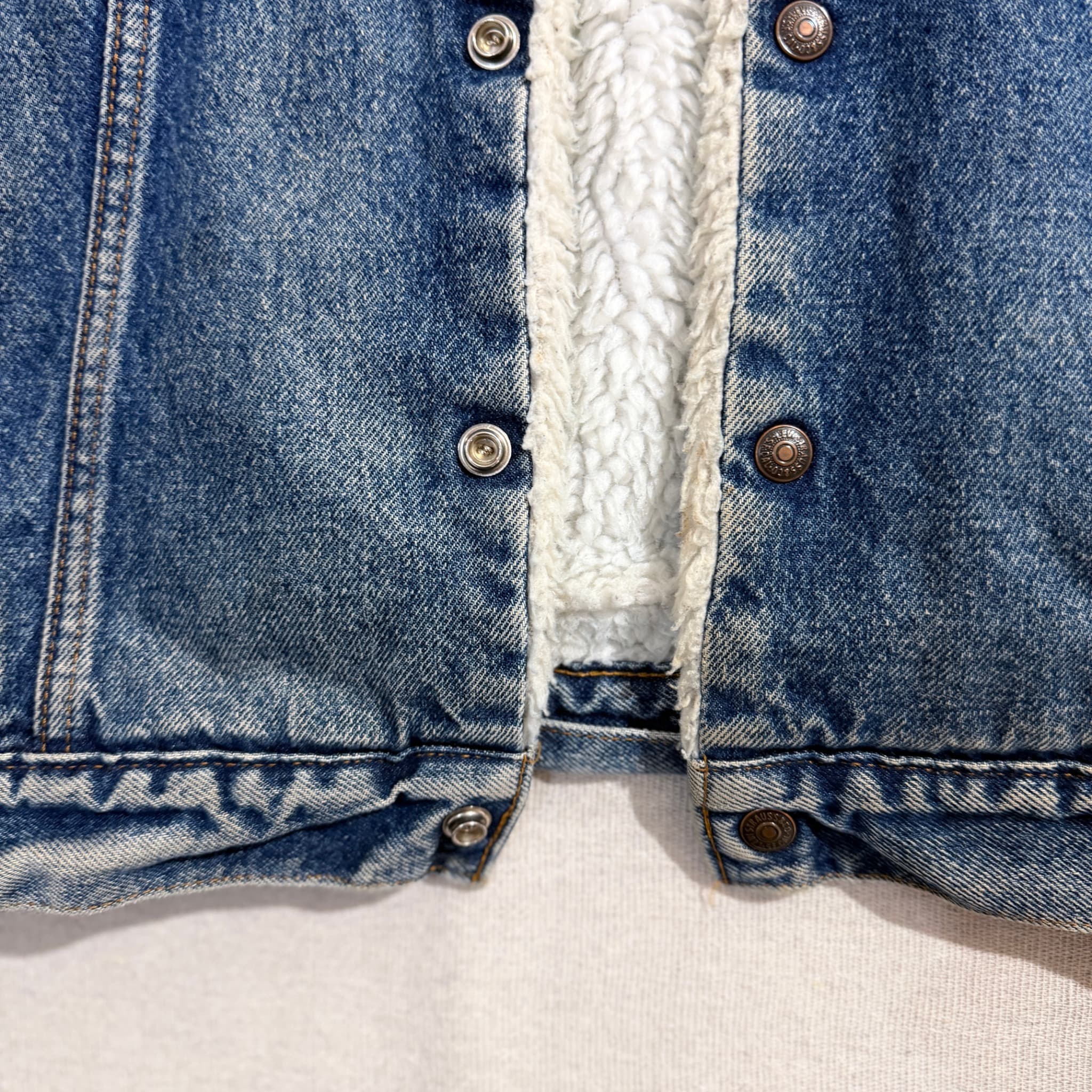 Vintage Levi's Sherpa Lined Denim Trucker Jacket — photo 3 of 13