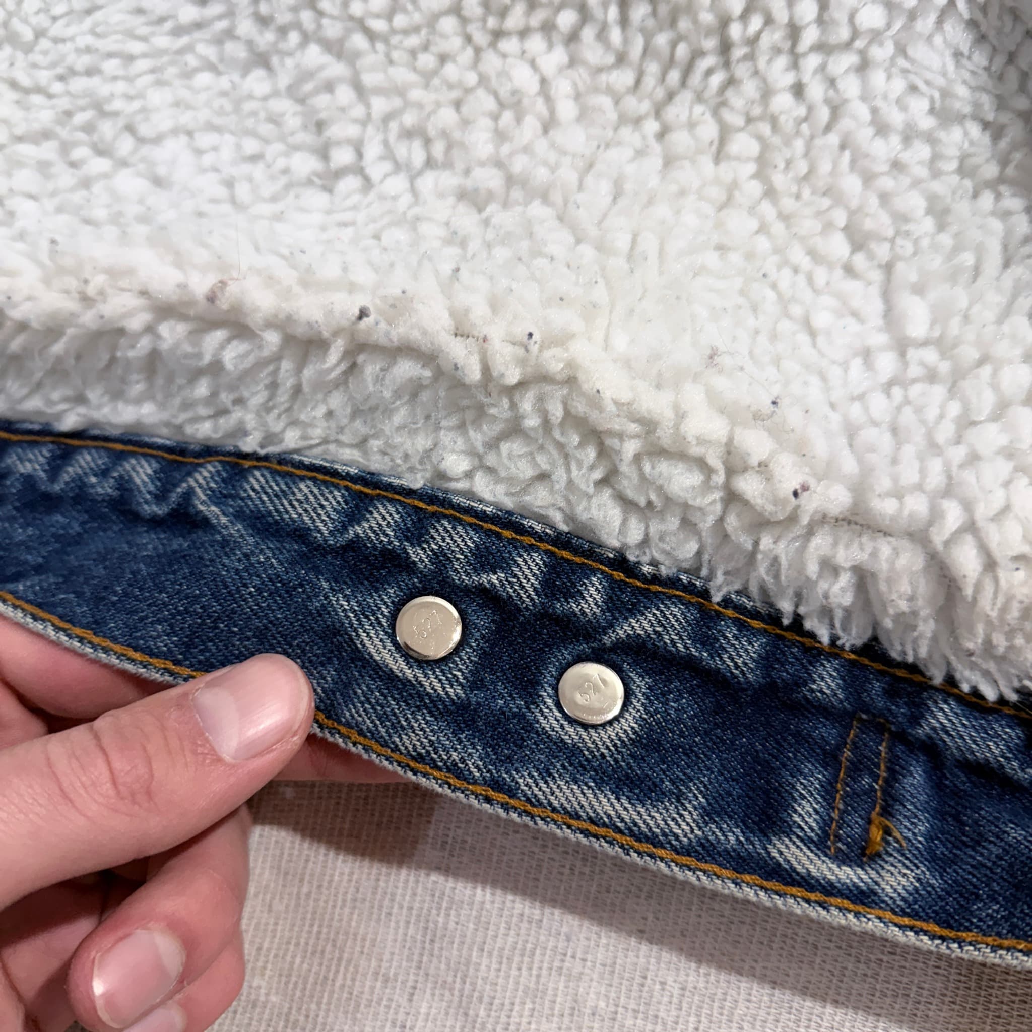 Vintage Levi's Sherpa Lined Denim Trucker Jacket — photo 10 of 13