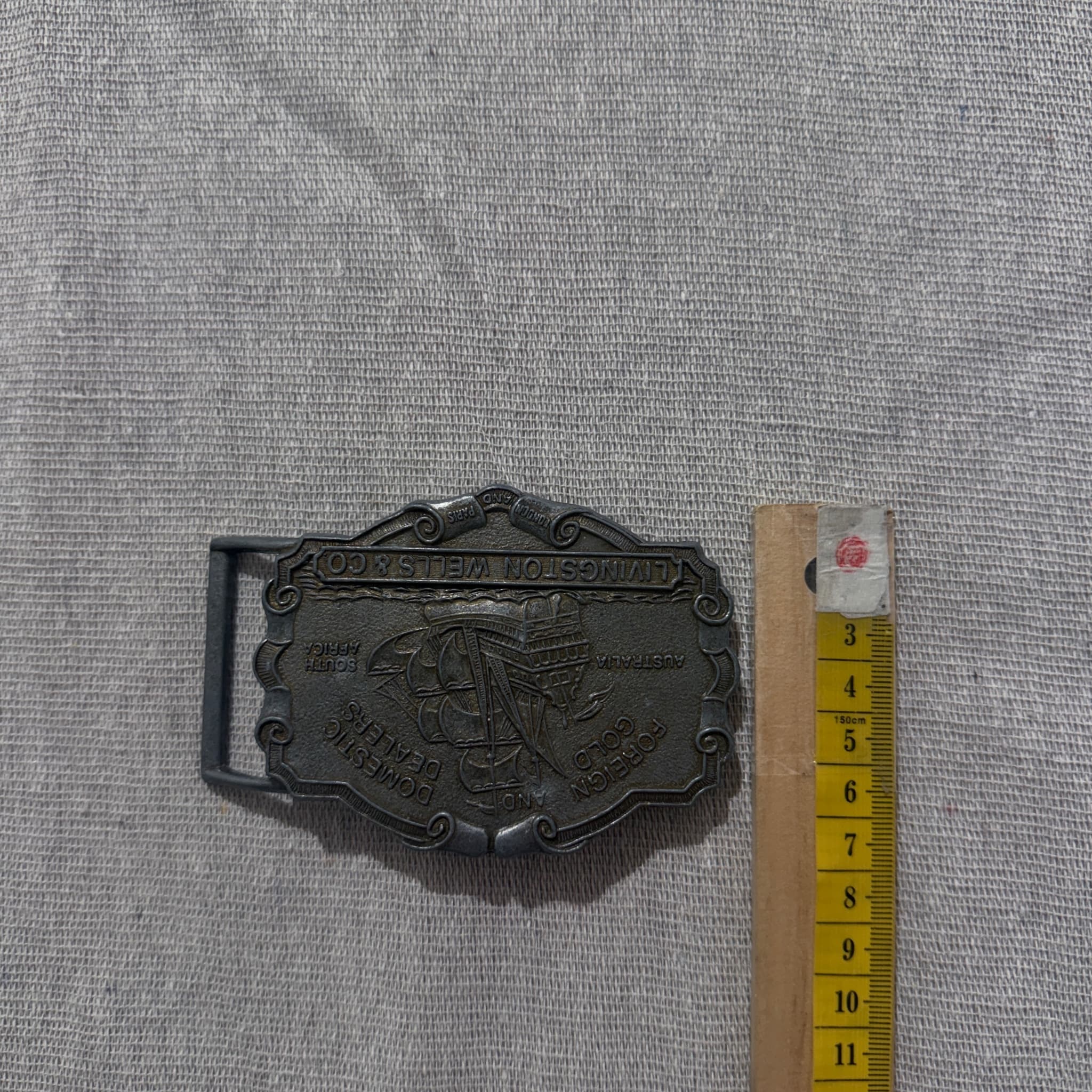Vintage LIVINGSTON WELLS & CO Foreign And Domestic Gold Dealers Belt Buckle — photo 4 of 6