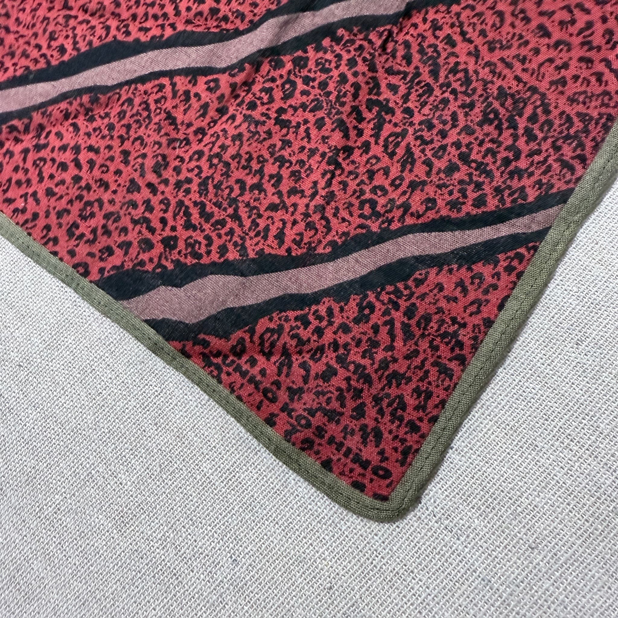 Vintage Moschino Red And Black Leopard Print Silk Pocket Square — photo 2 of 3
