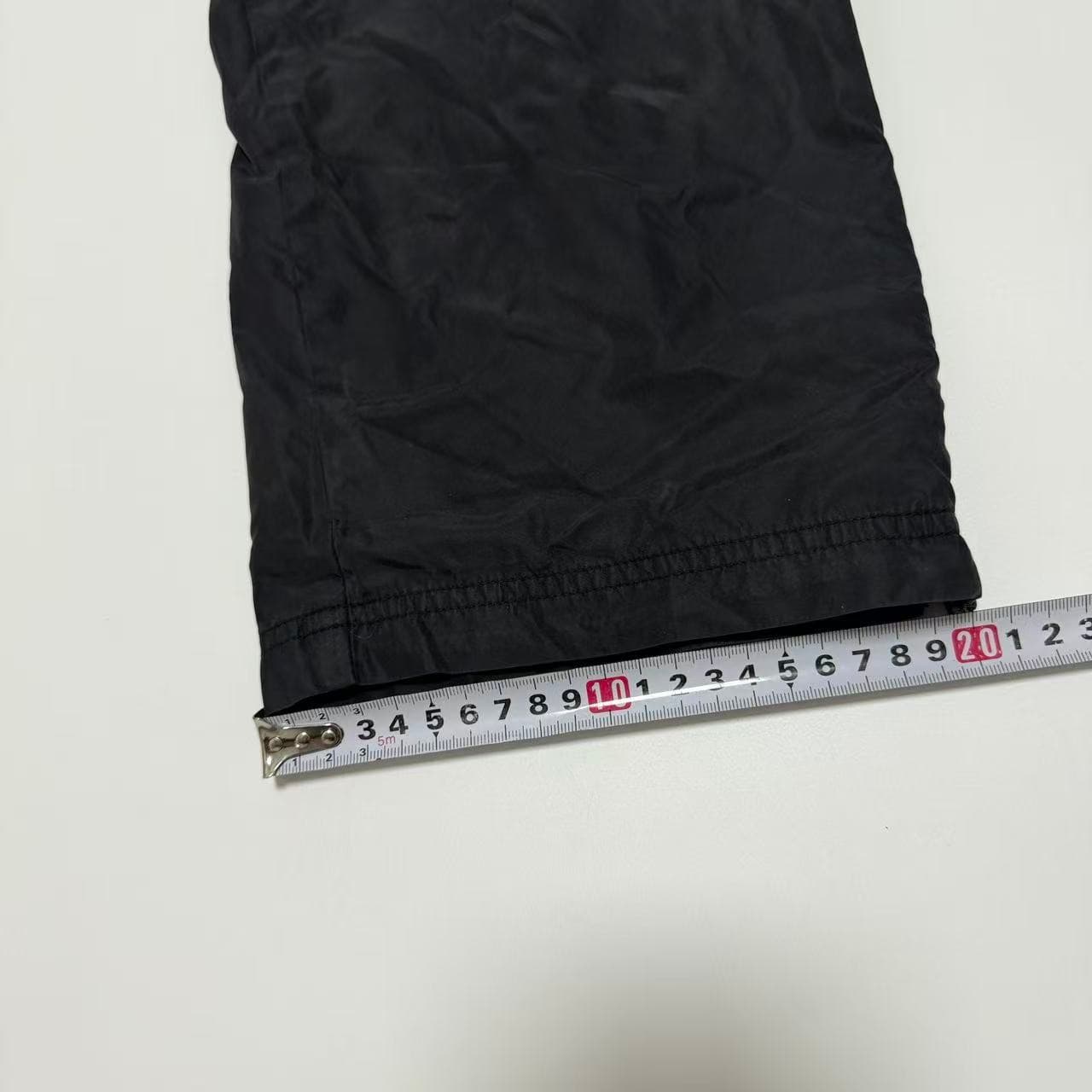 Vintage Nike Black Nylon Track Pants — photo 9 of 12