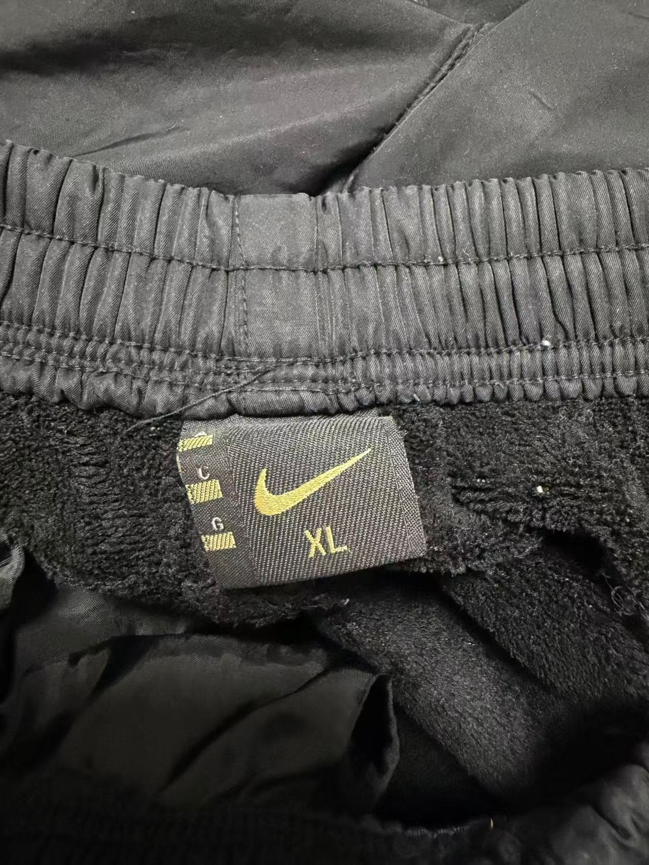 Vintage Nike Black Nylon Track Pants XL — photo 3 of 11