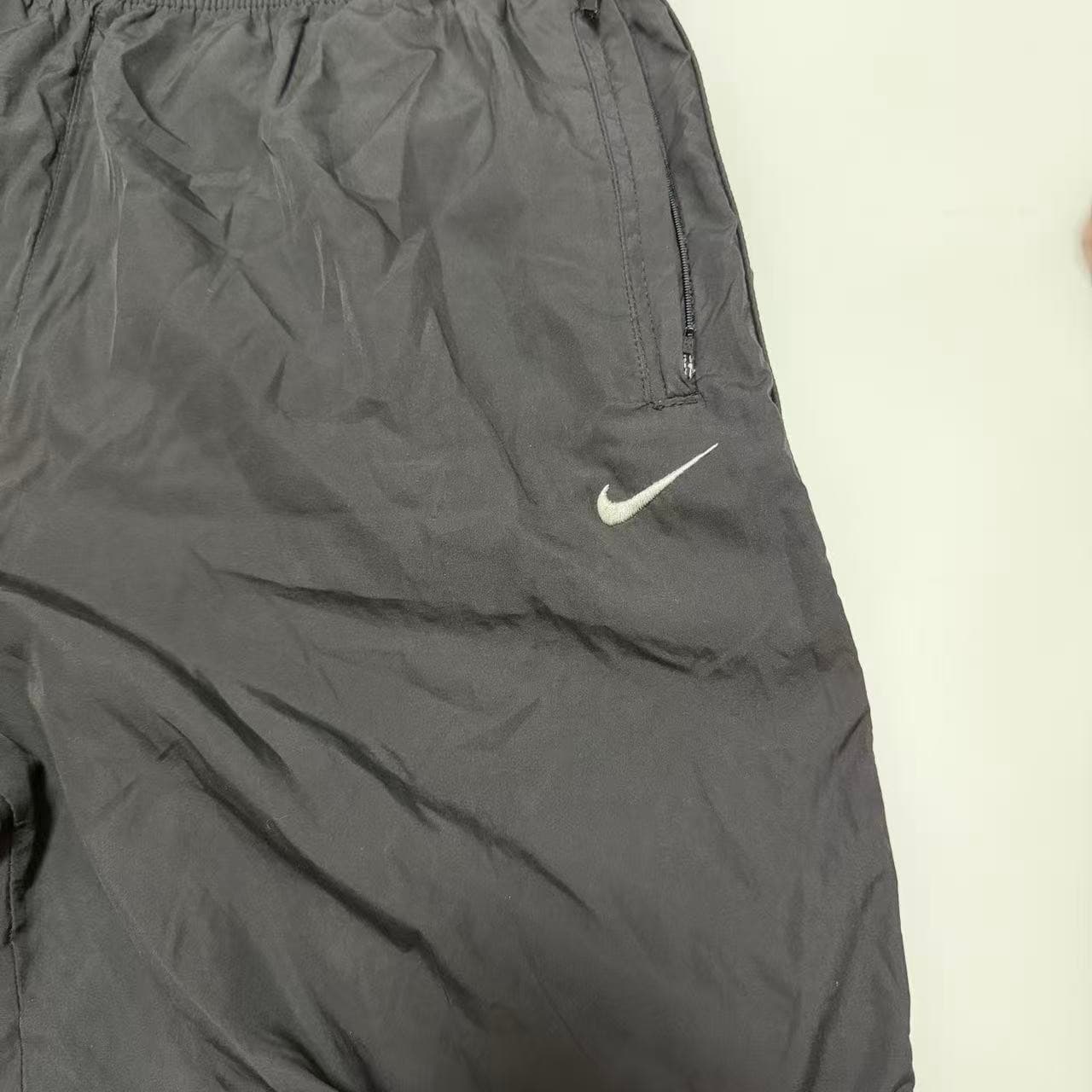 Vintage Nike Black Nylon Track Pants XXL — photo 3 of 10