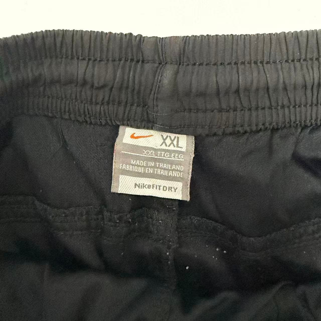 Vintage Nike Black Nylon Track Pants XXL — photo 4 of 10