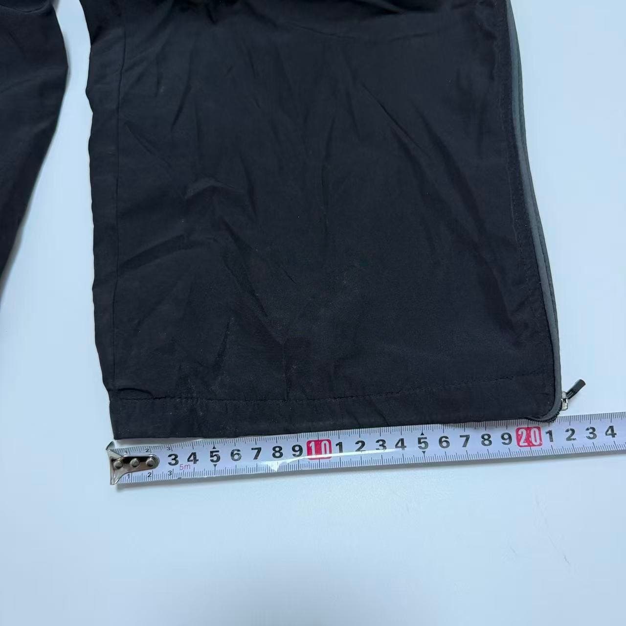 Vintage Nike Black Track Pants 2000s — photo 5 of 11