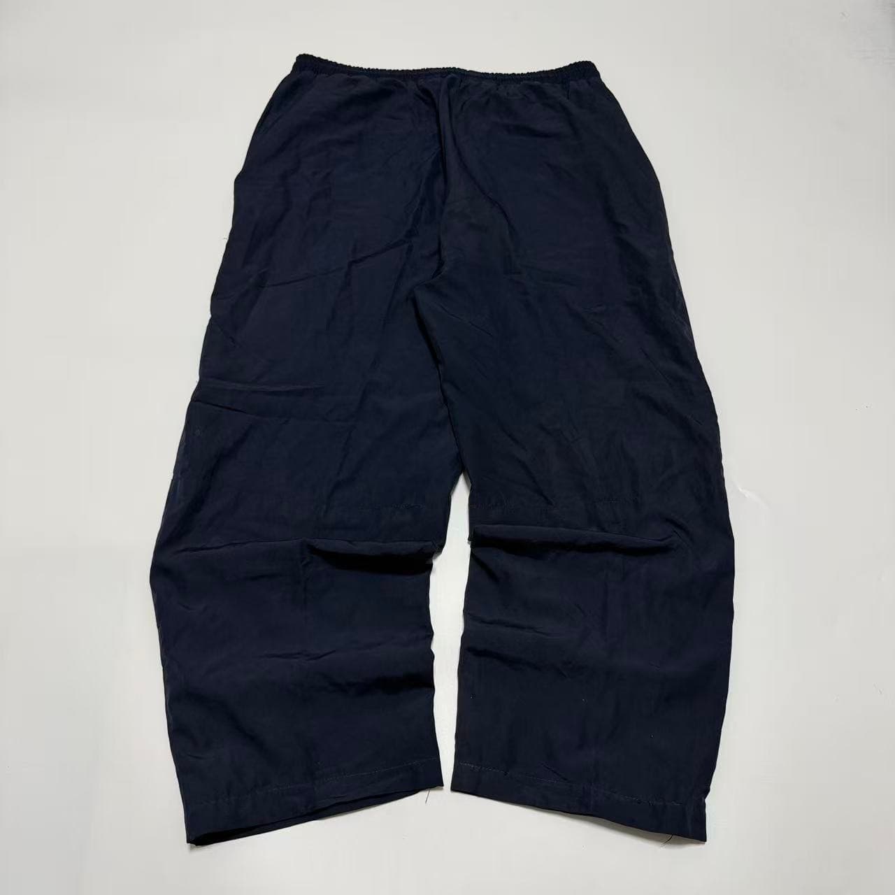 Vintage Nike Navy Blue Nylon Track Pants — photo 2 of 9
