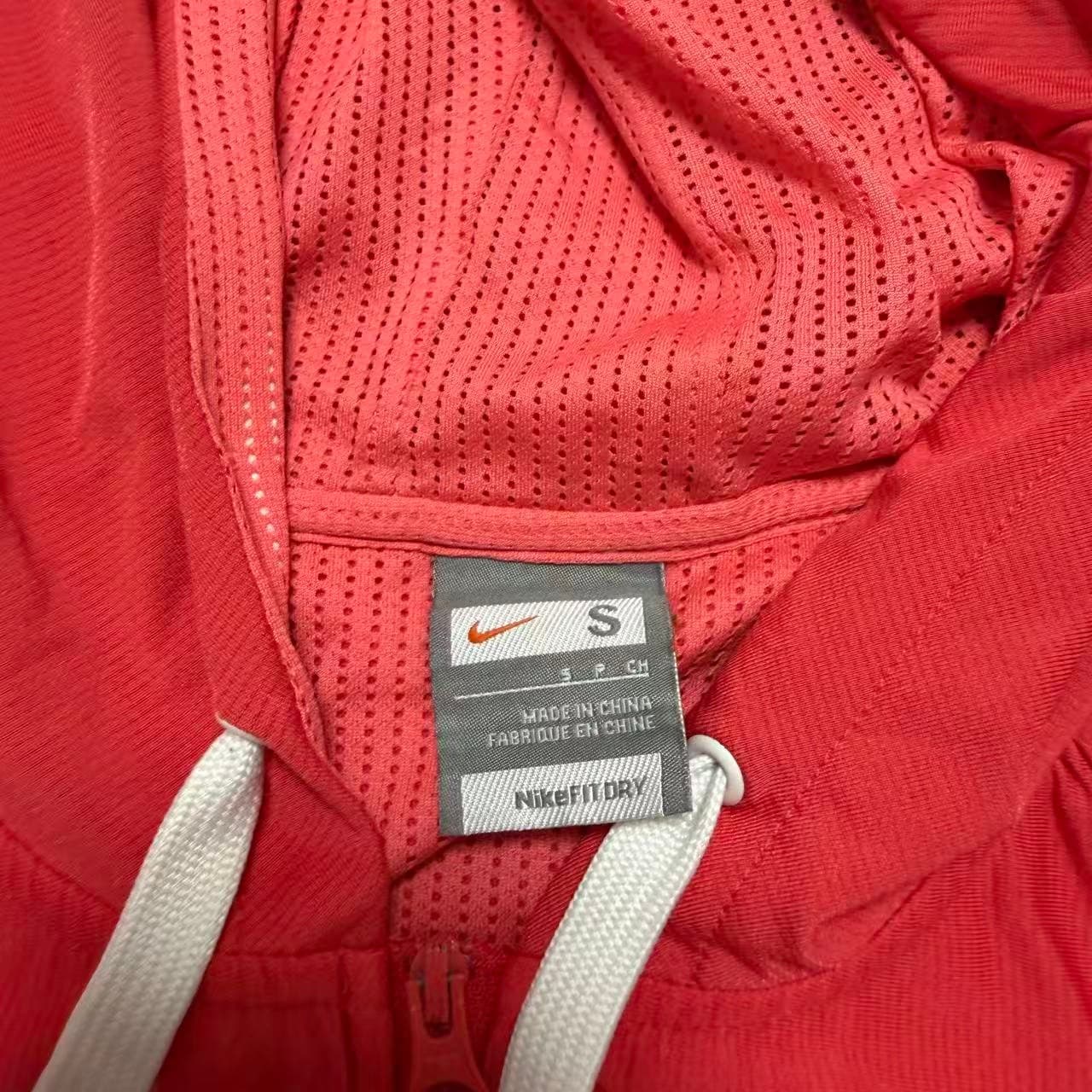Vintage Nike Red Full-Zip Hoodie With Logo Tape — photo 5 of 7