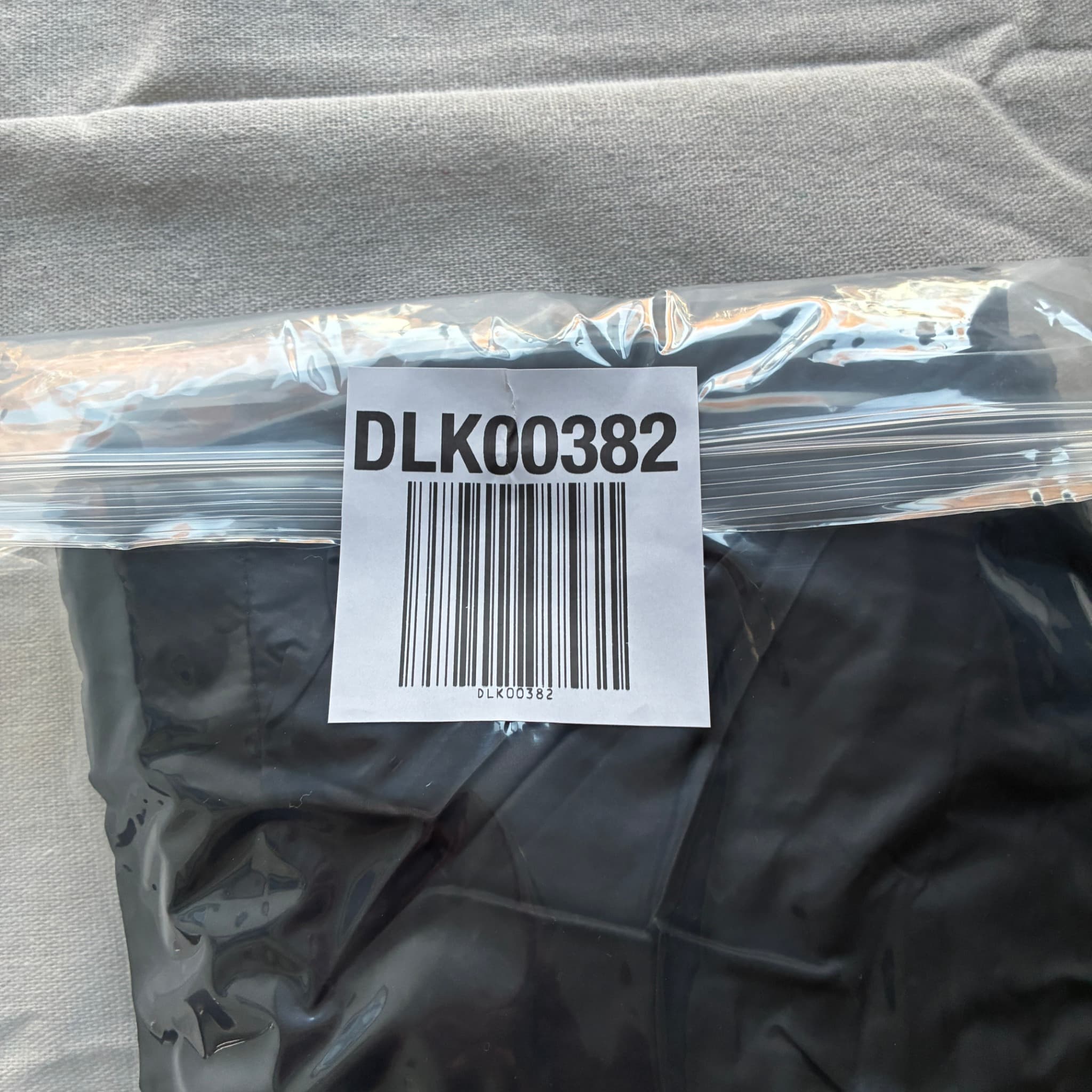 Vintage Nike Sport Nylon Cargo Shorts Black — photo 7 of 7