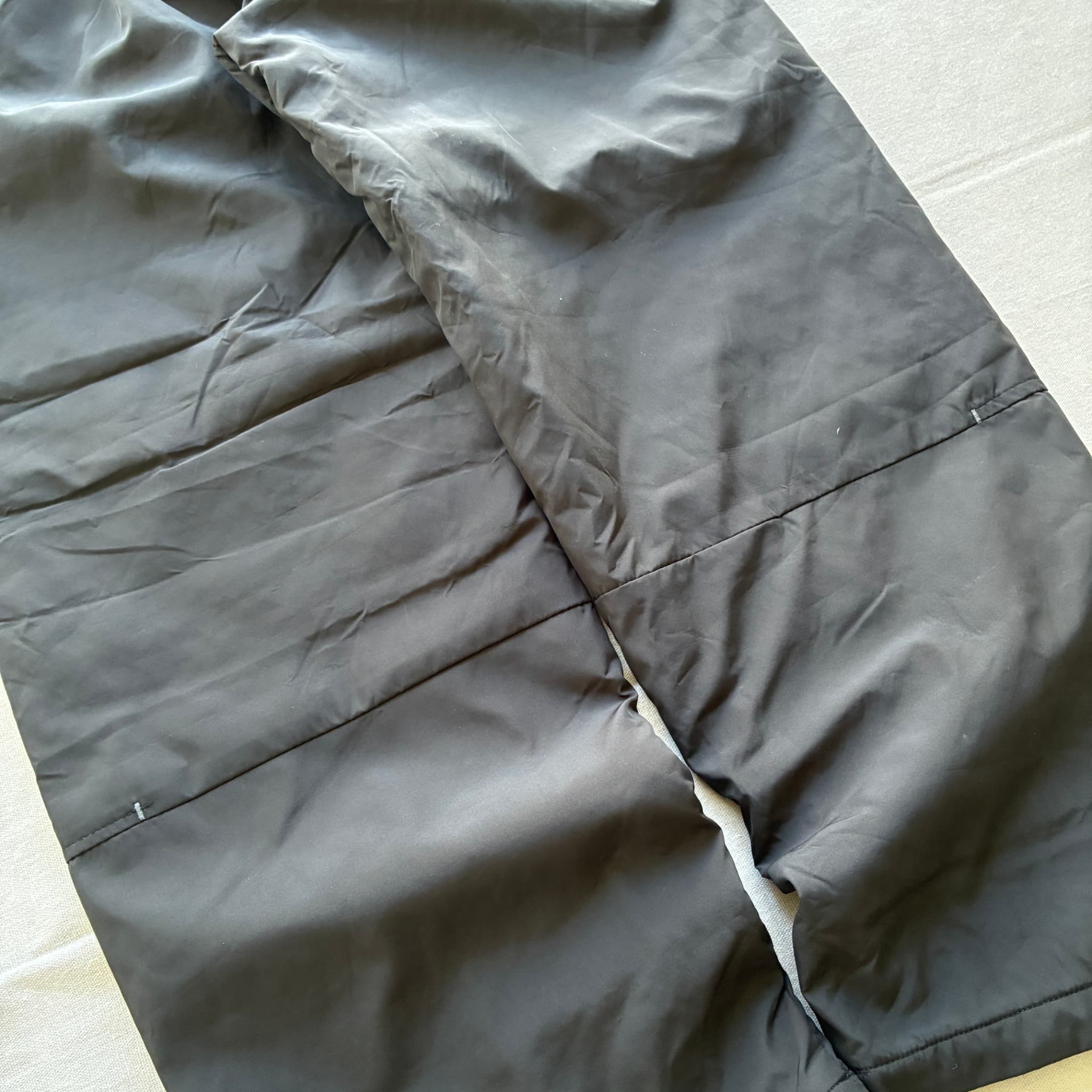 Vintage Nike Y2K Wide Leg Nylon Track Pants Black — photo 6 of 7