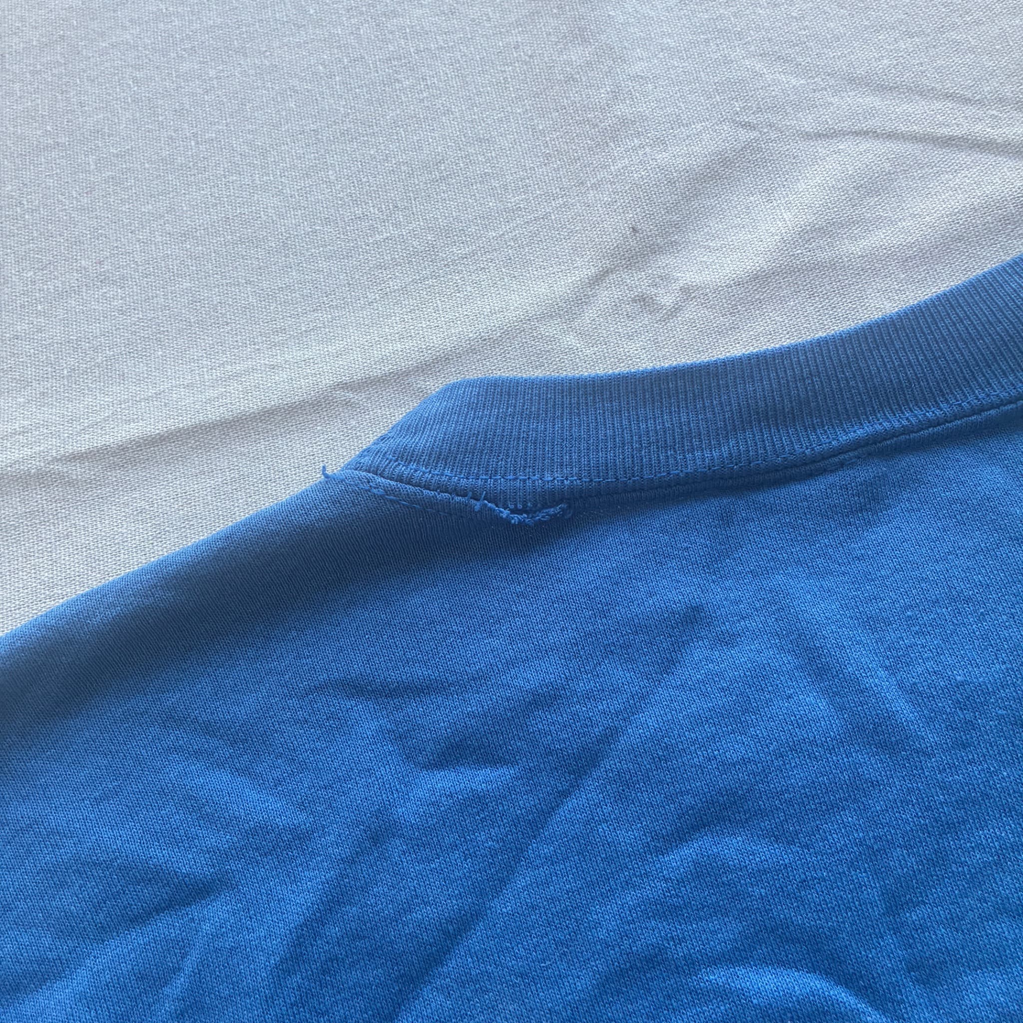 Vintage SANTEE Heavyweight Crewneck Blue — photo 4 of 6