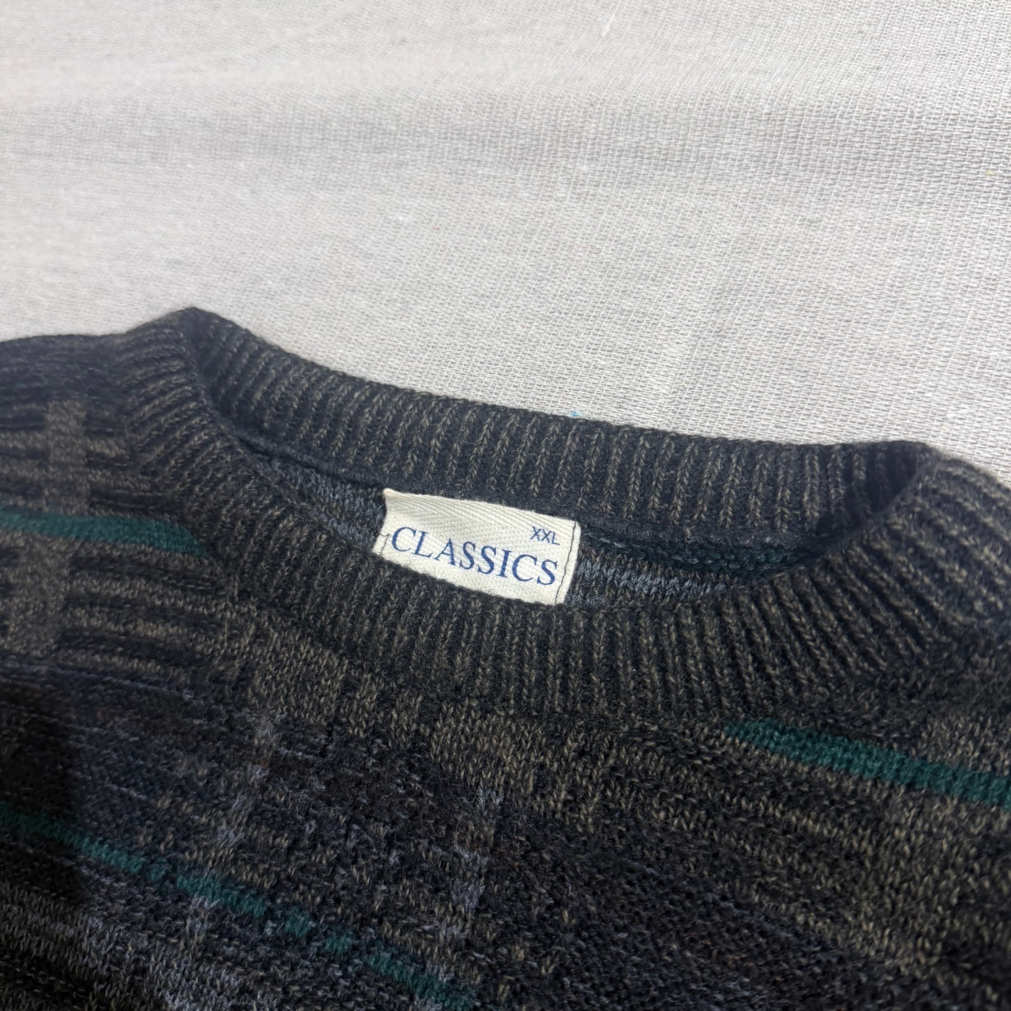 Vintage Textured Plaid Knit Sweater XXL — photo 2 of 6