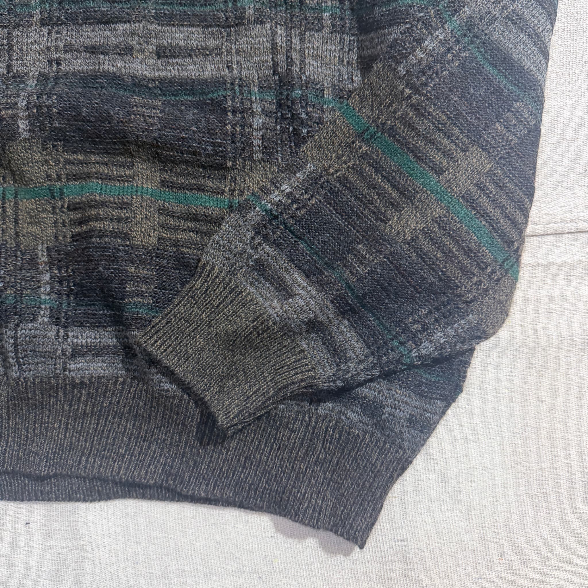Vintage Textured Plaid Knit Sweater XXL — photo 3 of 6