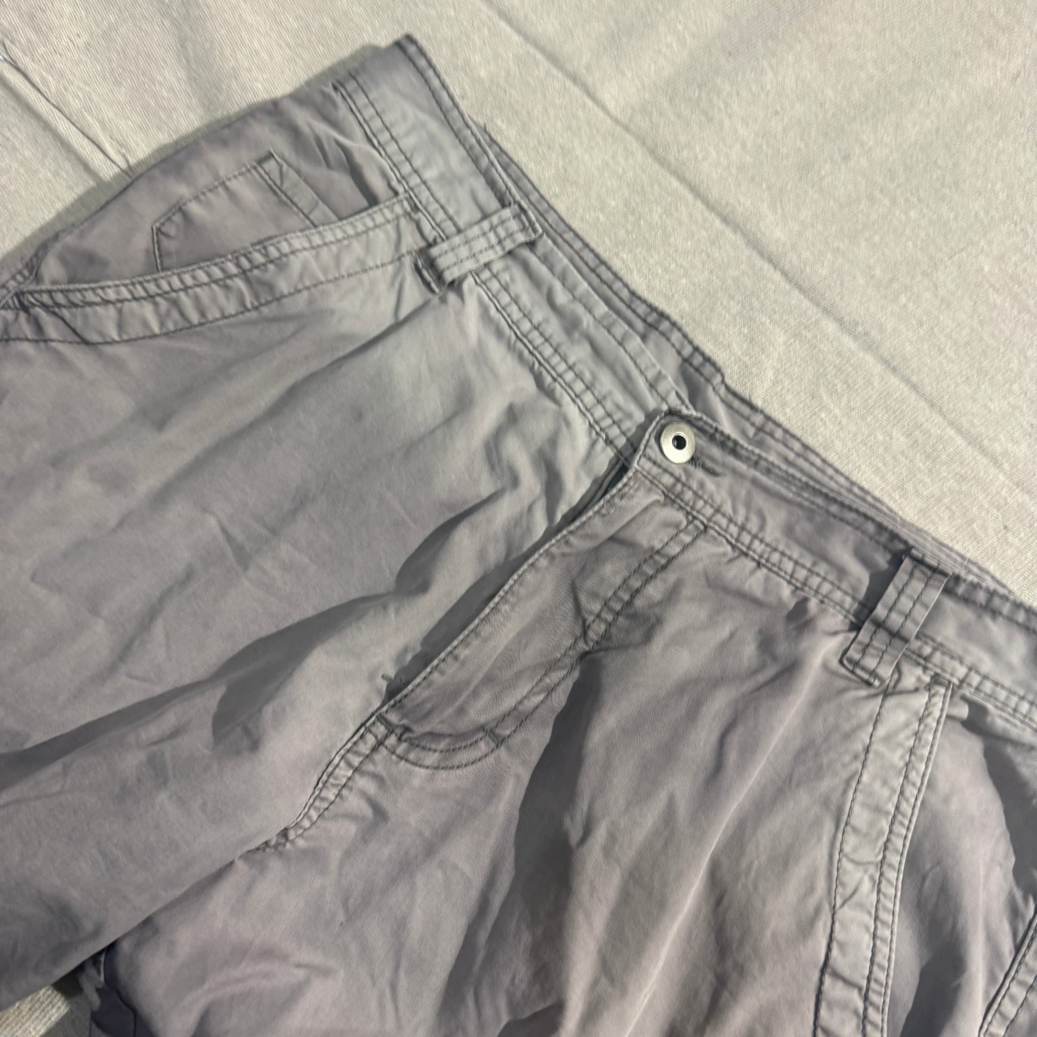 WESTBAY Men's Grey Cargo Shorts Size M — photo 3 of 6