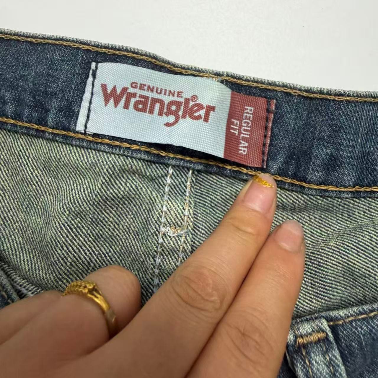 Wrangler Authentics Men's Regular Fit Jeans 36x32 — photo 3 of 10