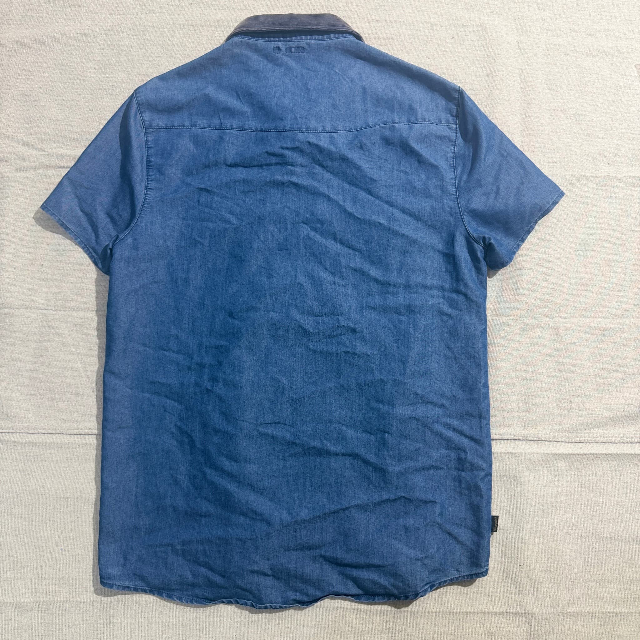 Wrangler Men's Short Sleeve Western Denim Shirt — photo 5 of 7