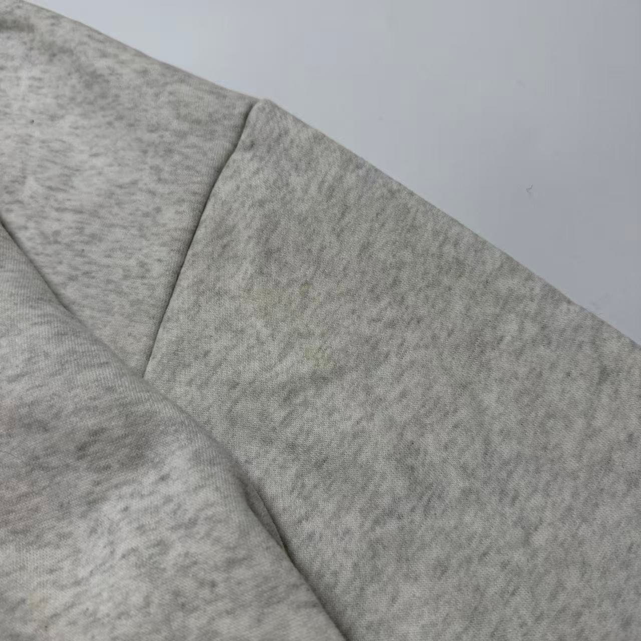 x Stüssy World Tour Crewneck Sweatshirt Grey — photo 7 of 9
