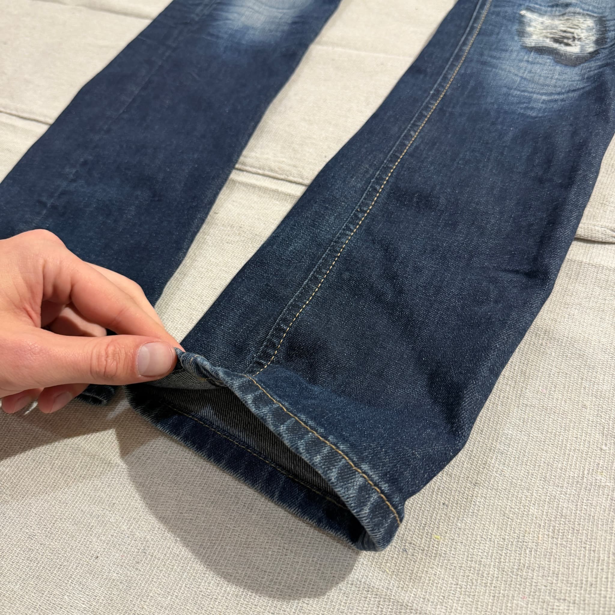 ZARA MAN Man Distressed Slim Fit Jeans Blue Studded Pocket Detail Size 38 — photo 3 of 9