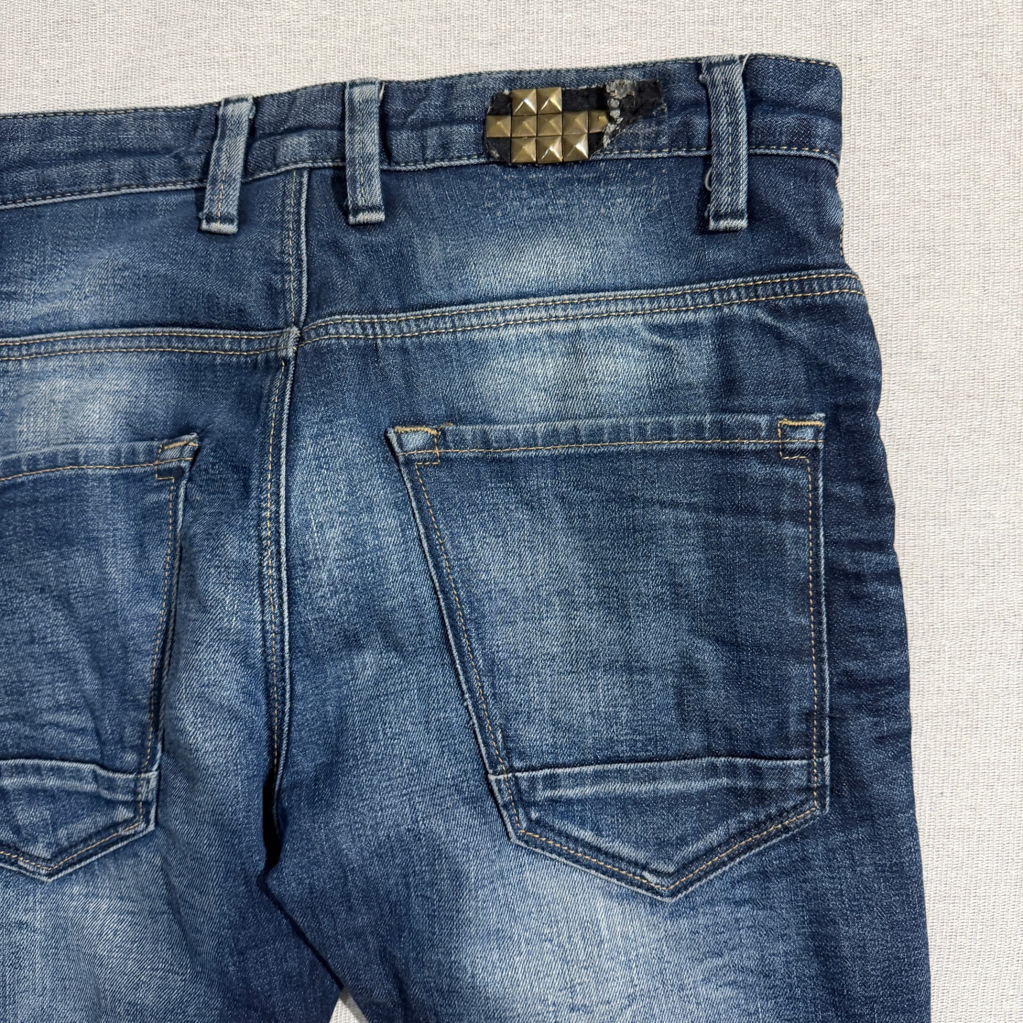 ZARA MAN Man Distressed Slim Fit Jeans Blue Studded Pocket Detail Size 38 — photo 9 of 9