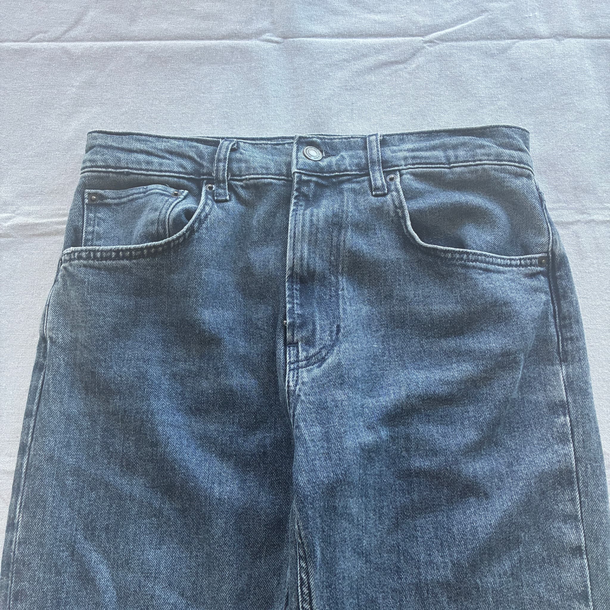 Zara Mid-Wash Denim Jeans Size 40 — photo 3 of 7
