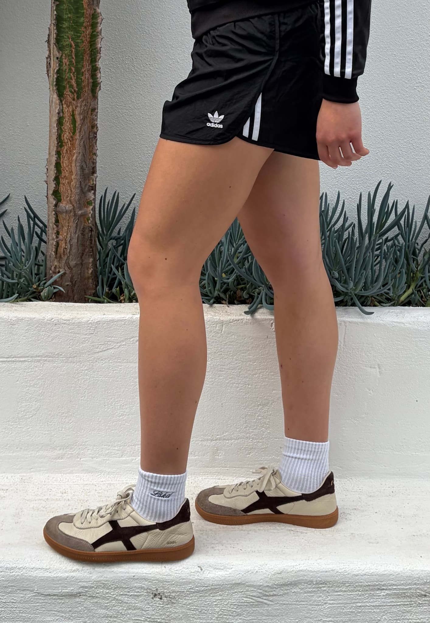 Adidas Originals Women's Black M20 Shorts — photo 1 of 3