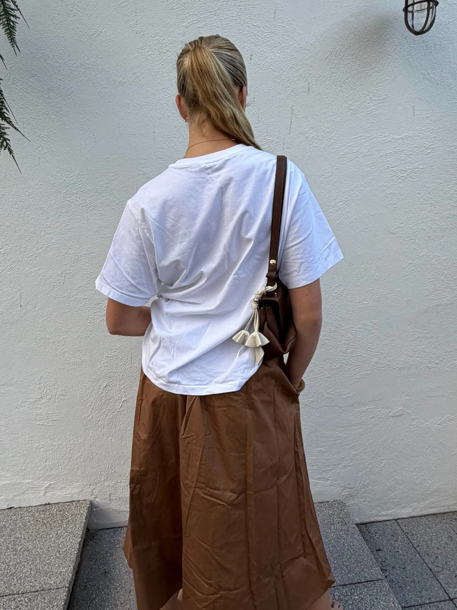Anya Hindmarch x Uniqlo Embroidered T-Shirt — photo 3 of 4