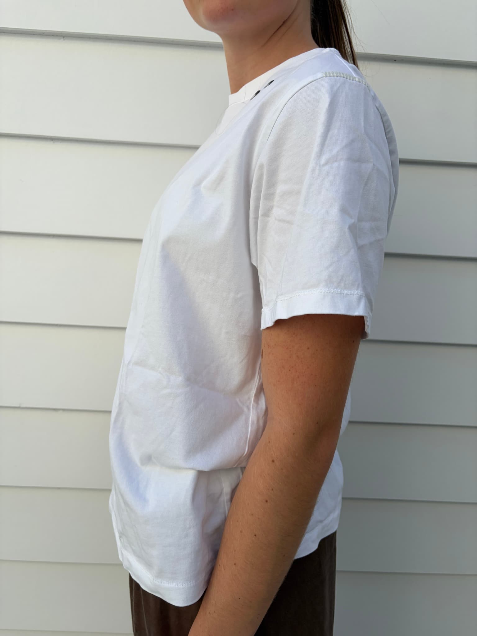 ANYA HINDMARCH X UNIQLO White Eye Logo T-Shirt — photo 2 of 4